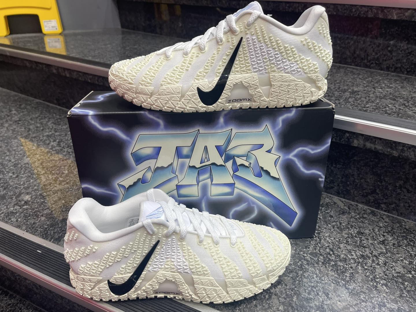 NIKE. JA3. EP NT $ 4000 尺寸26-30cm