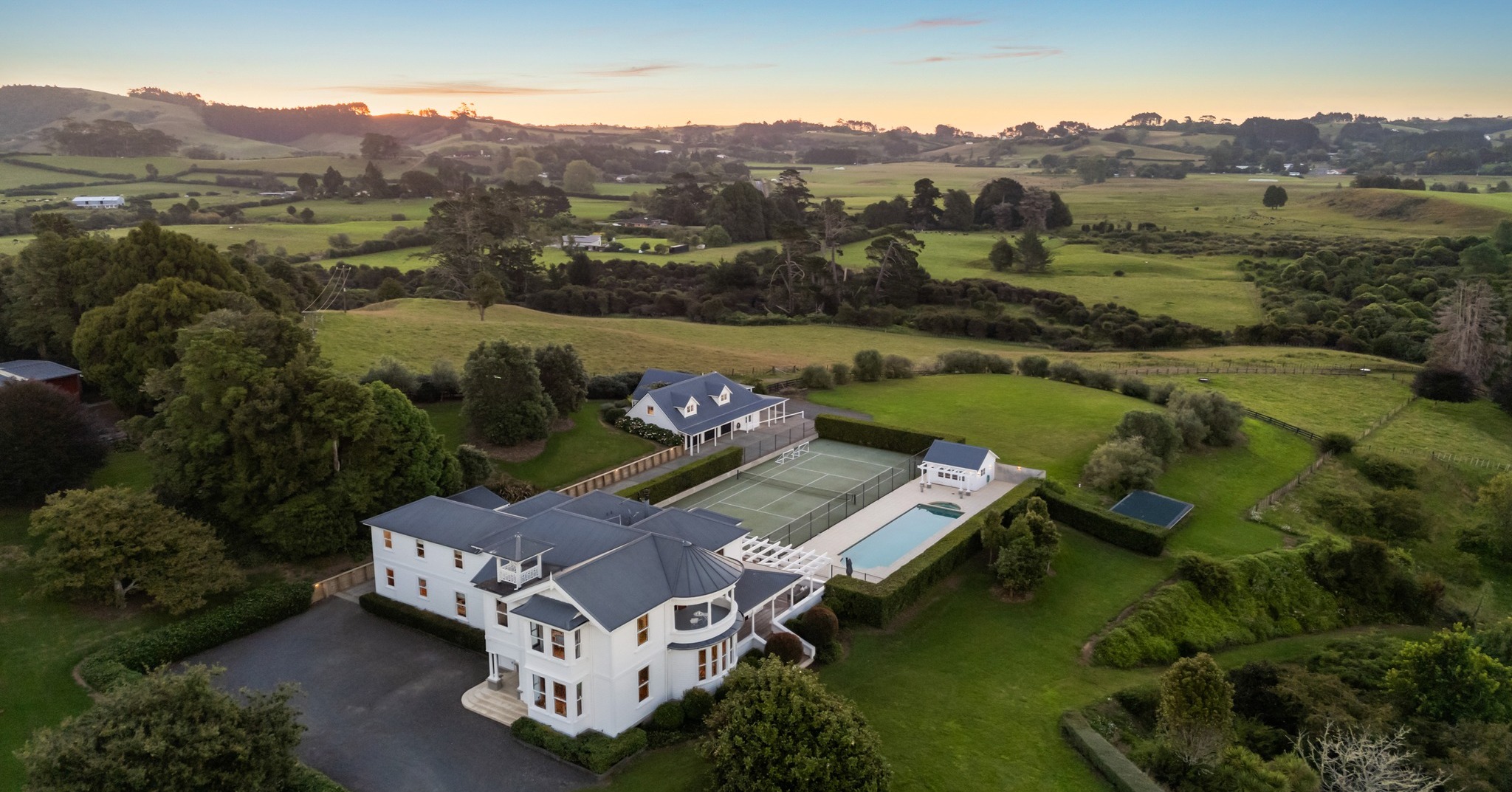 FLAWLESS... - Scott McElhinney - The Luxury Lifestyle Team | Facebook