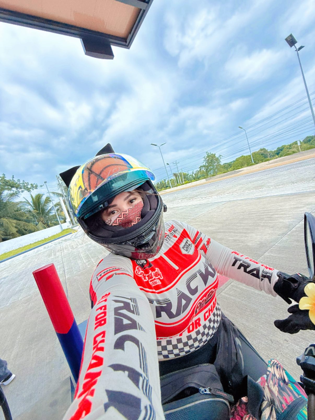 LADY RIDER LIZA - LADY RIDER LIZA added a new photo.