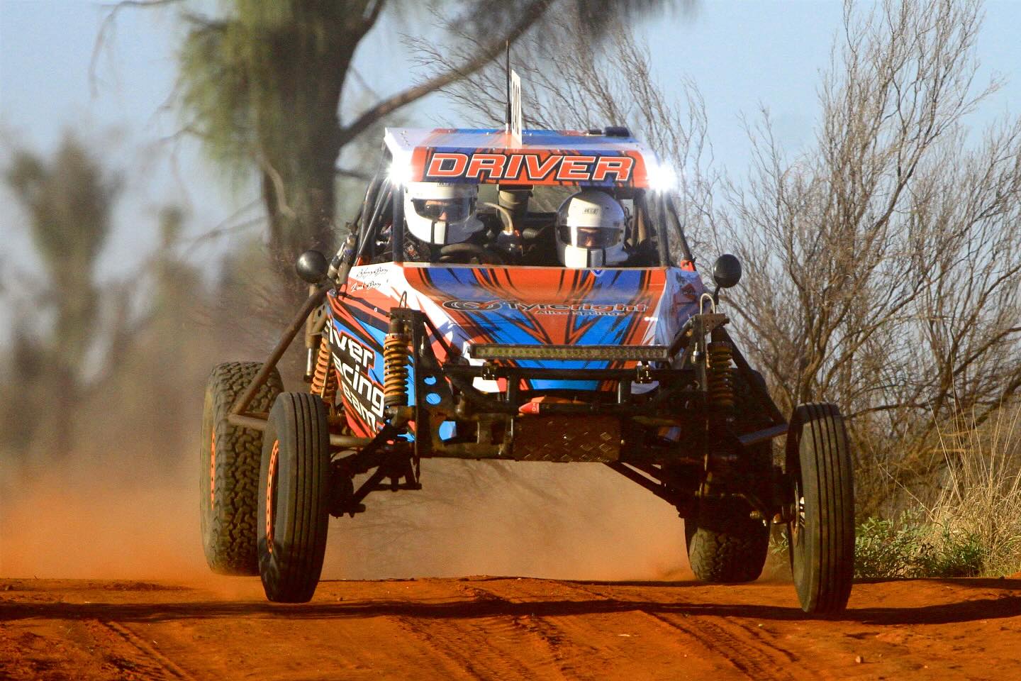 EB Graphics -... - EB Graphics - Racewear • Signs • Design