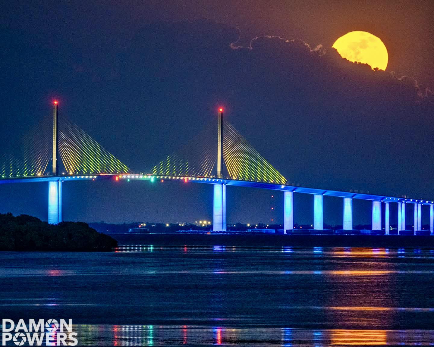 Sunshine Skyway Bridge Moonrise 🌕 Captured with my Nikon Z7II and