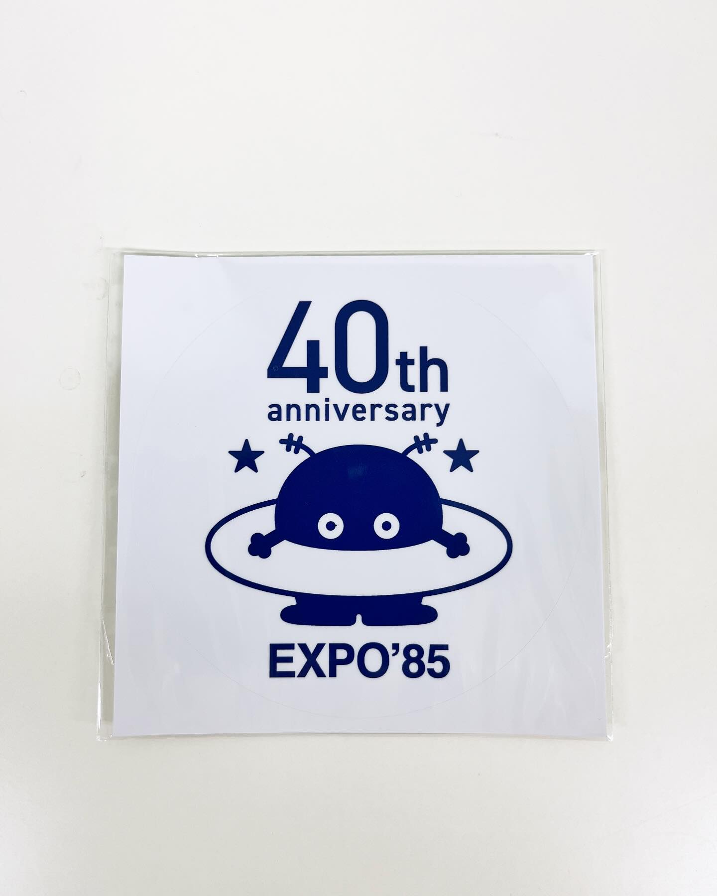万博40周年記念グッズ続々発売中‼️ シンプルな万博40周年デザインの