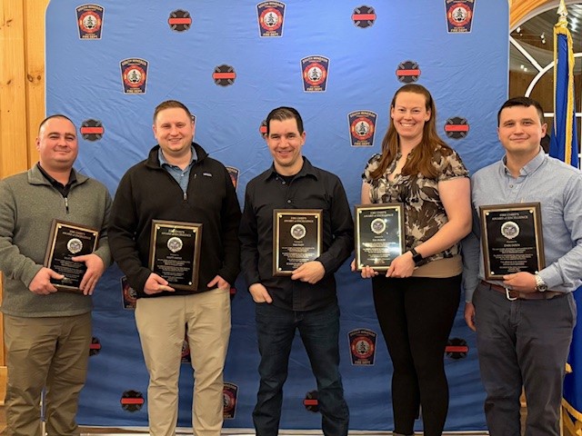 South - The RESCUE WEEKEND Committee with their Chief's Award of ...