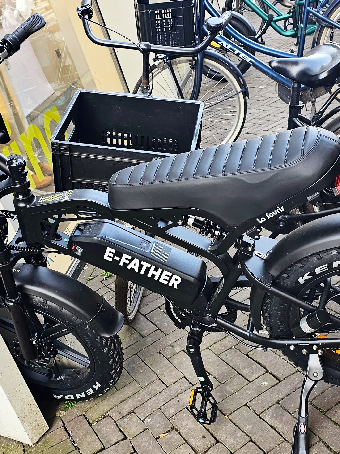 fahrradständer aufhängen VOUNOT® 4er-Set Fahrrad Wandhalterung, Stahl Wand Fahrradhalter mit Schutzpolster, Fahrrad Haken, zum Aufhängen, ideal für Garage oder Keller, Schwarz Gewerbe, Industrie & Wissenschaft Größe:20 cm Berlin Eine neue DHL Packstation