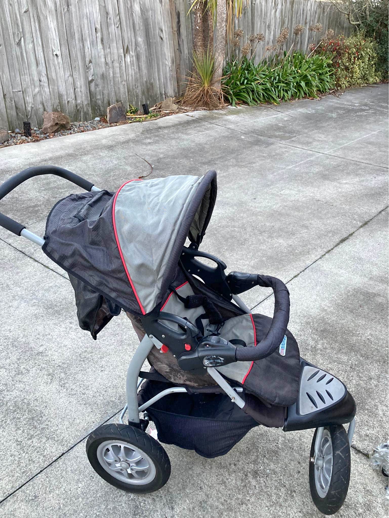 uppababy minu max weight V3 Compact Travel Stroller Slidebait tails Color:Natural Wakasagi Venomous marine animals UPF 50+ water