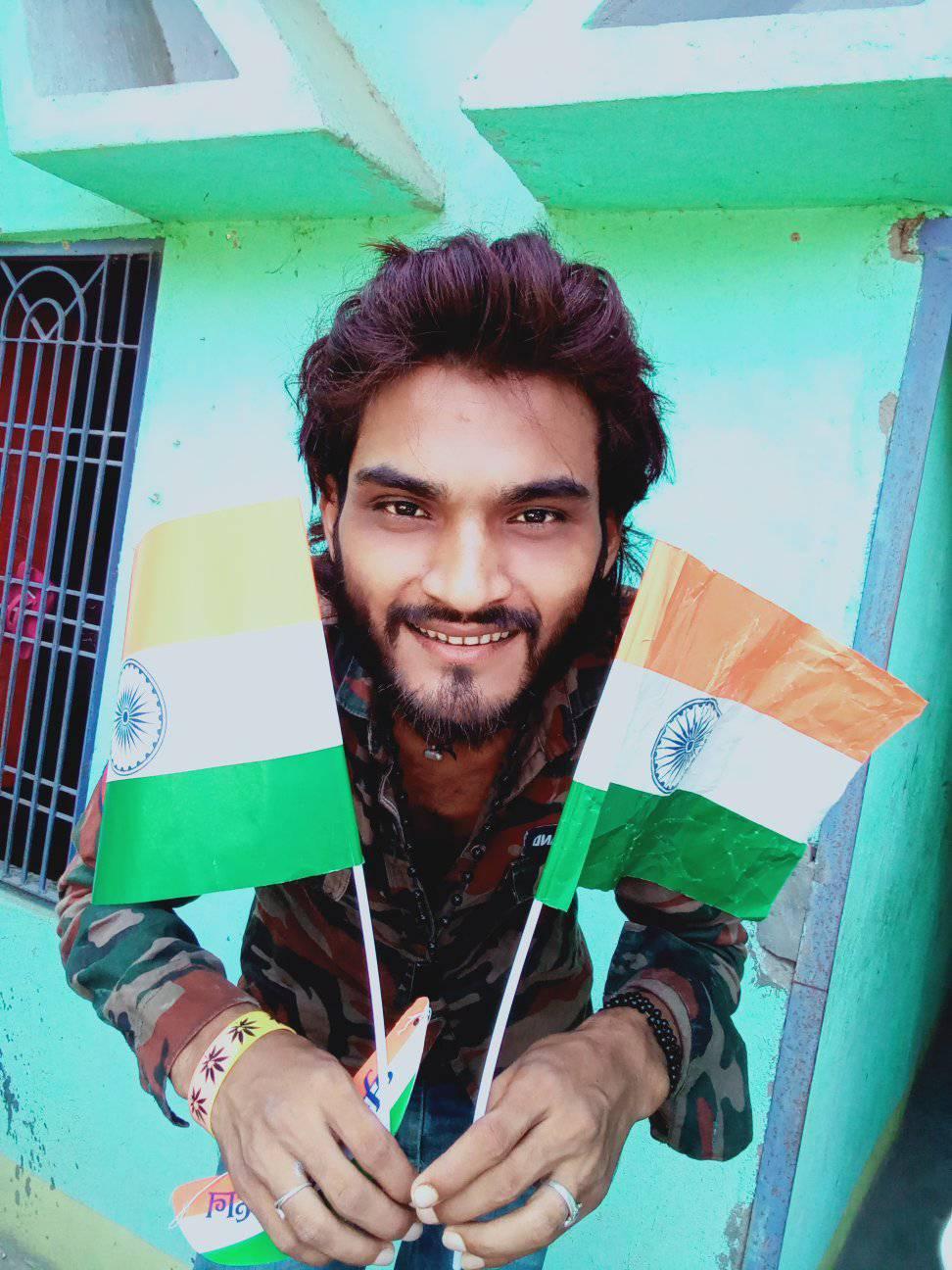 Singer & Actor - Naresh Raja Mirzapuri