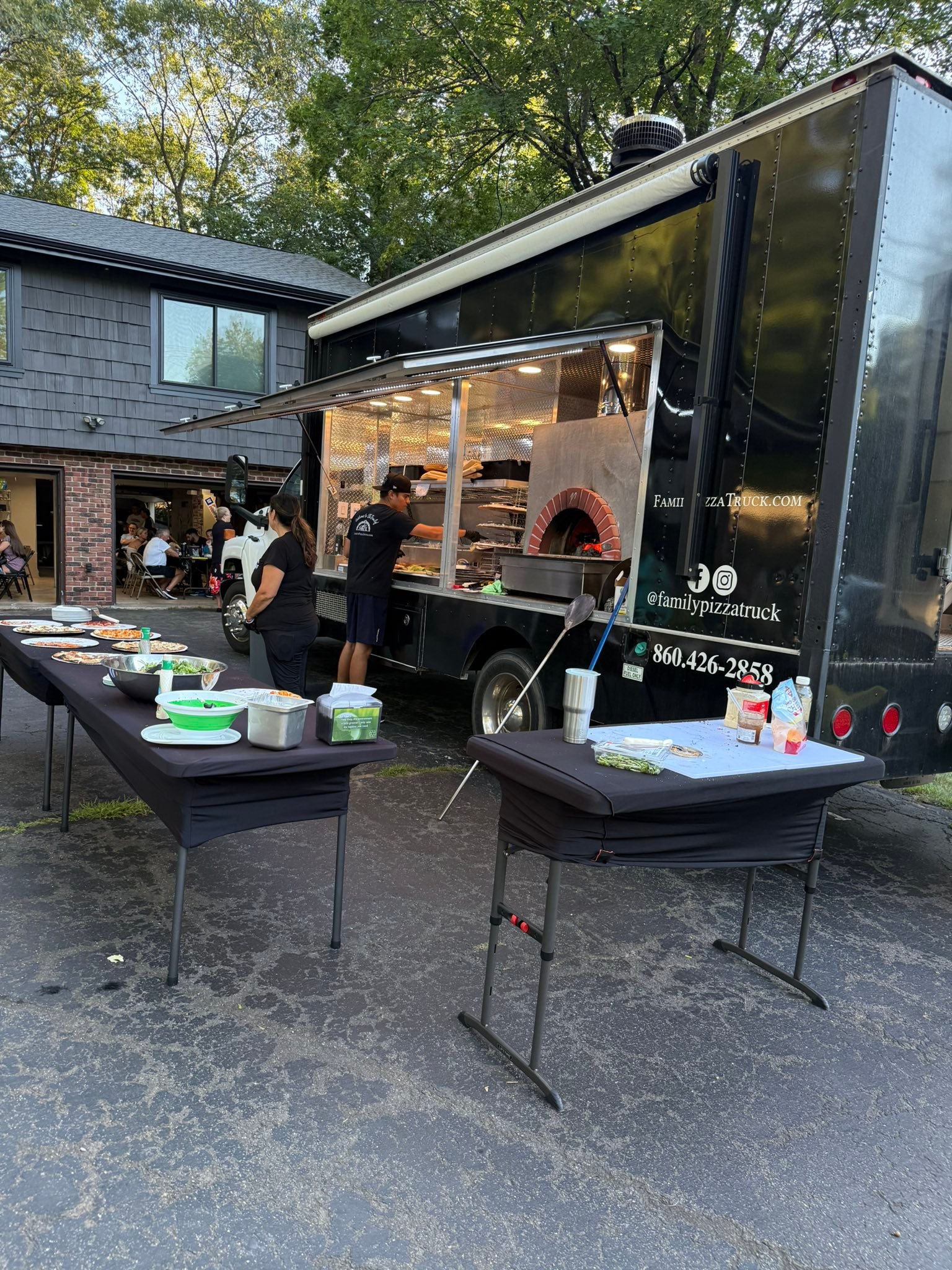 The Family Brick Oven Pizza Truck