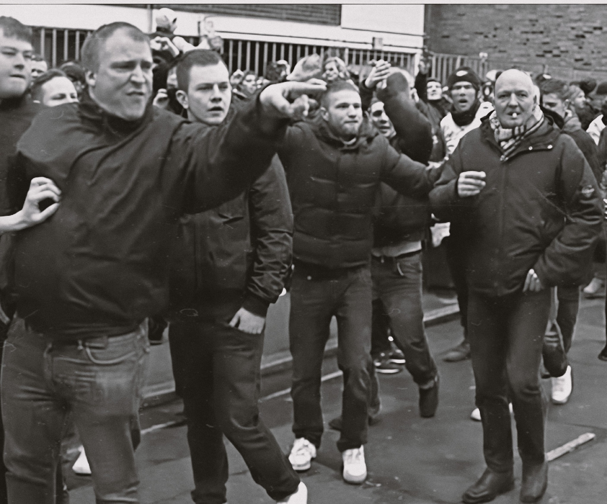 tottenham-hotspur-hooligans-culture-facebook