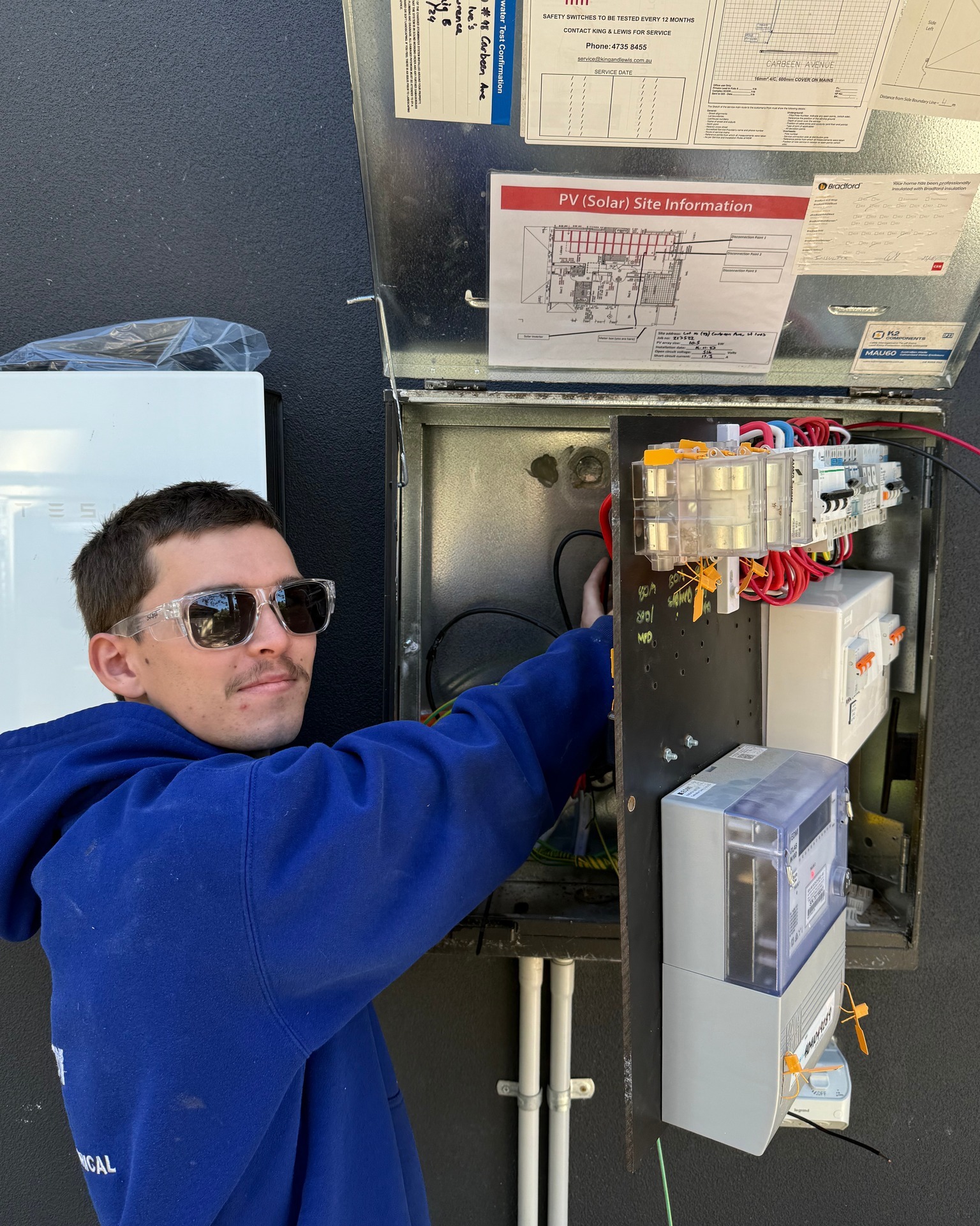 Ruttley Services - Plumbing and Electrical