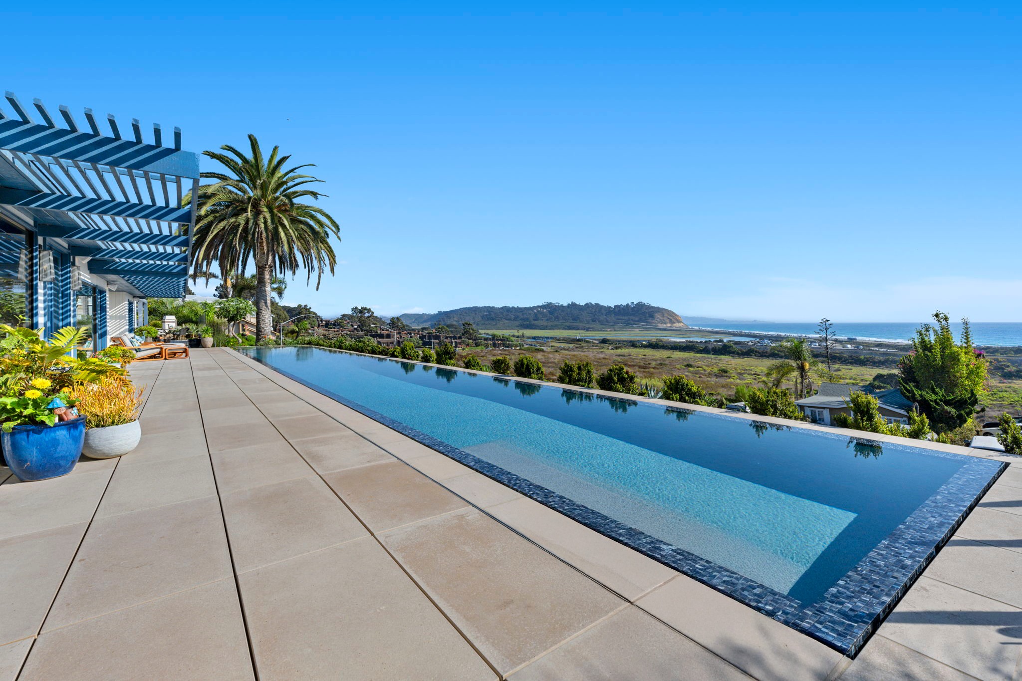 Mission - 🏊‍♂️ Lap Pool with a View 🌊 This Rimflow lap pool isn’t just ...