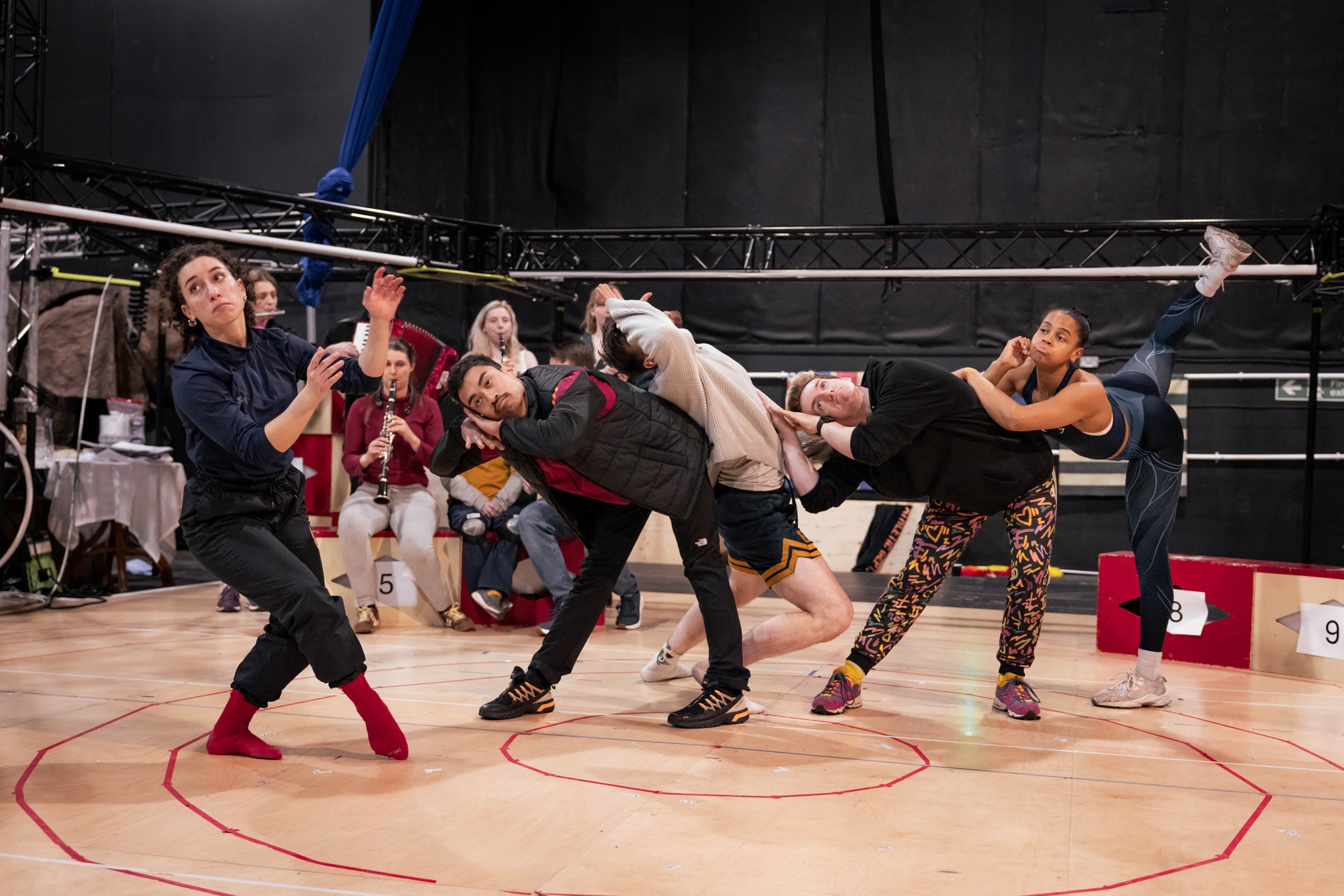 Kings - 🎪 Roll up, roll up! The classic Broadway musical Barnum is ...