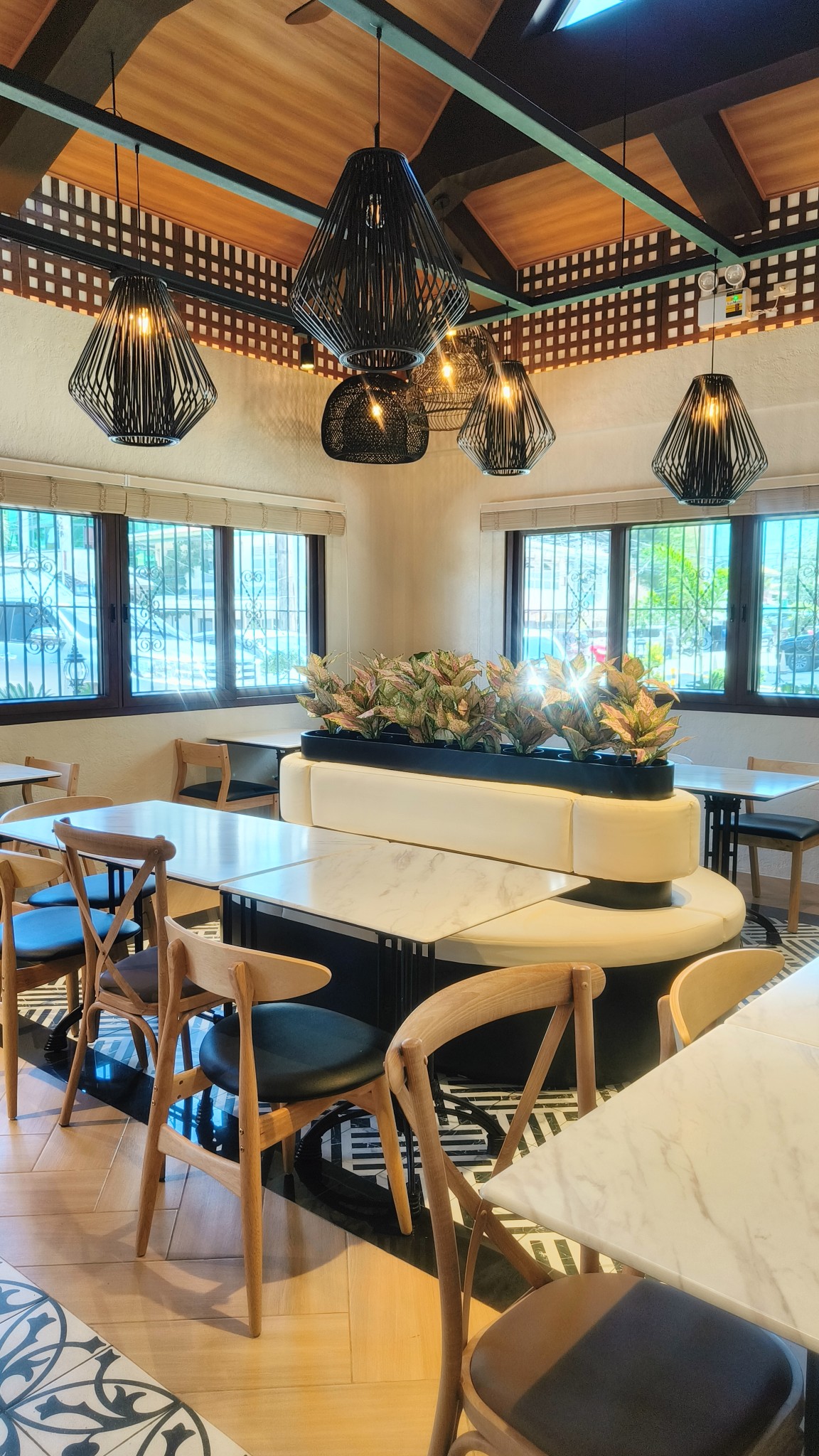 The Local - NEWEST ILONGGO RESTAURANT IN ILOILO CITY Hi everyone! It's ...