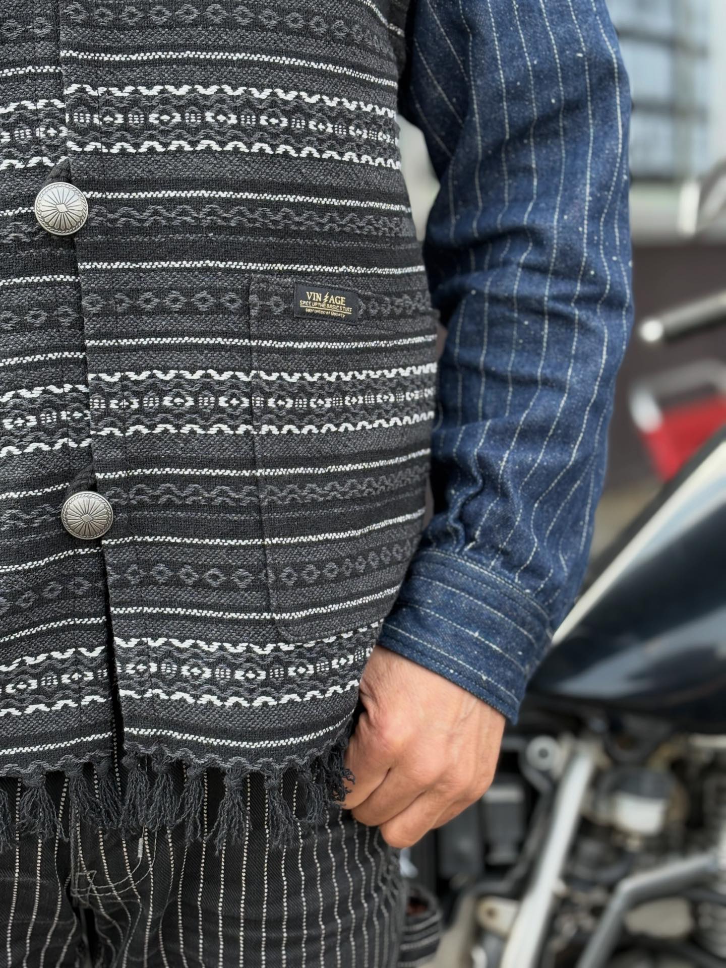 新作紹介！ 【Vin&Age】 ベスト/TYPE VRV4 NATIVE FRINGE VEST Vin&Age