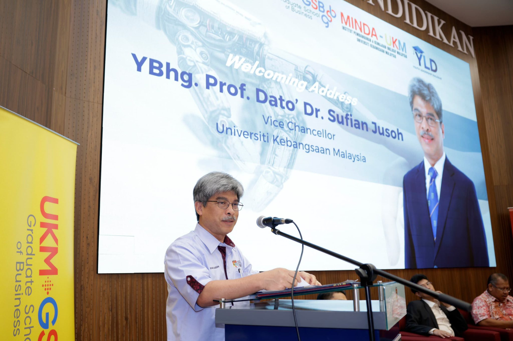 Universiti - Tahniah Wong Kin Lun, UCTC UKM di atas pelantikan sebagai ...