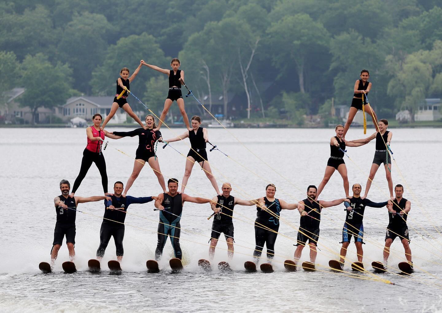 Aqua Riders... - Aqua Riders of Holland Water Ski Show Team