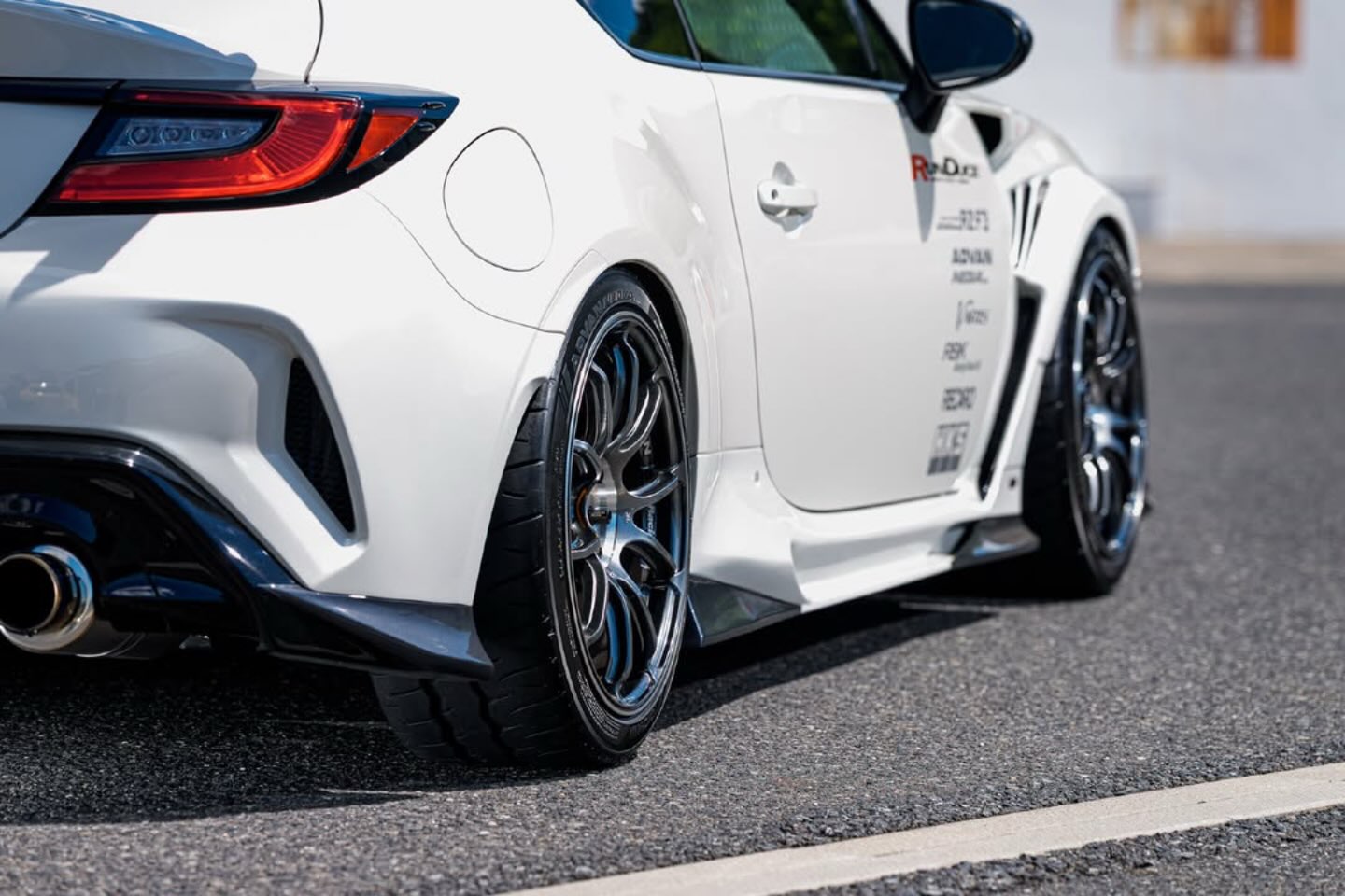 TOYOTA GR86 x ADVAN Racing RZ-F3 浅田 浩文 YOKOHAMA WHEEL 横浜ゴム