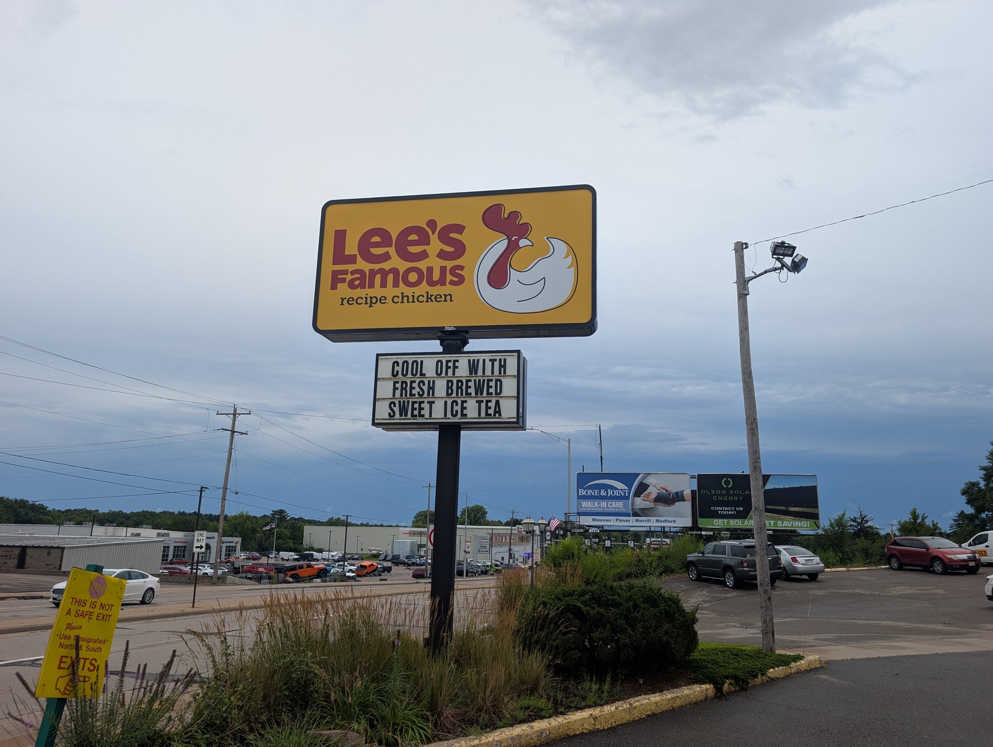 Lee's Famous Recipe Chicken of Wausau | Wausau WI