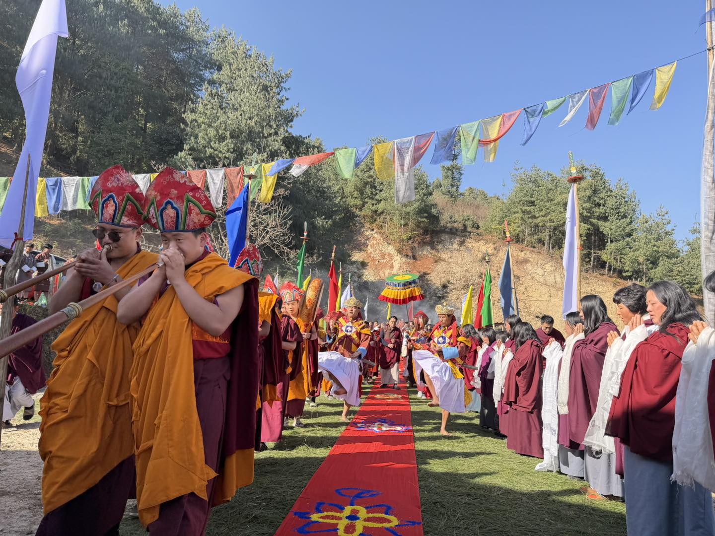 Dungzin Garab... - Dungzin Garab Rinpoche's Dharma Activities