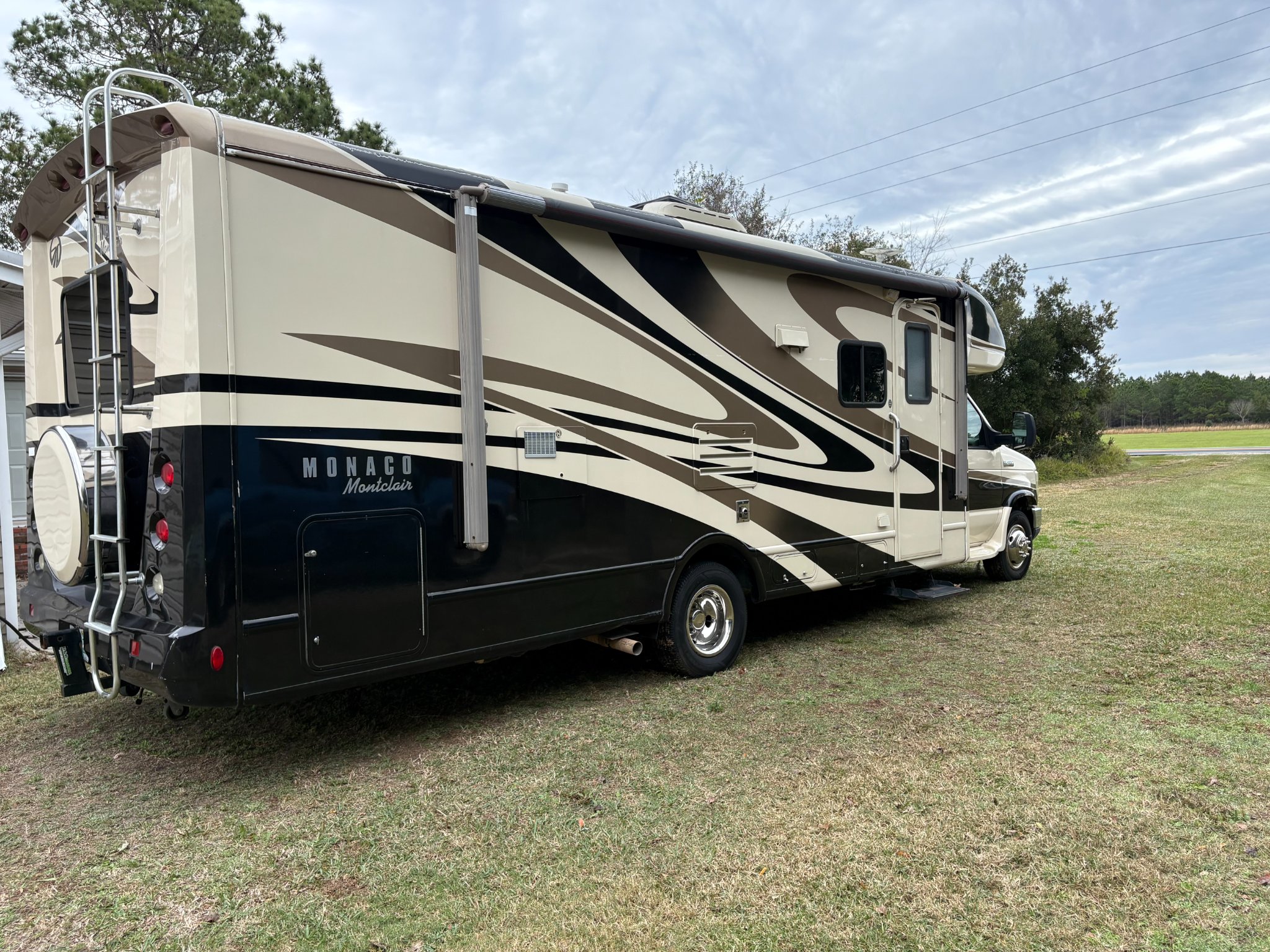 2009 Monaco Montclair - RVs & Campers - Elkton, Florida | Facebook ...