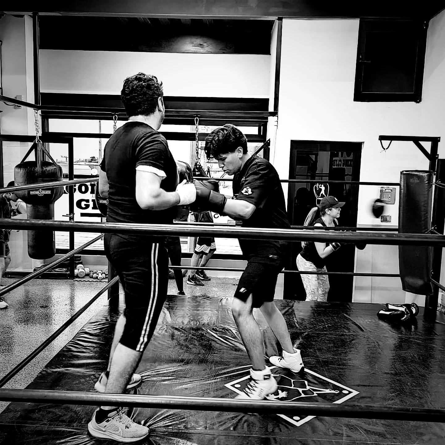 Golden - 30 de mayo. Día del boxeador mexicano 🥊🇲🇽 El deporte que más ...
