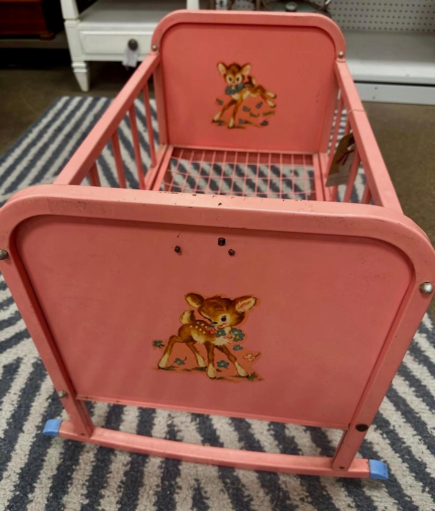 1950s AMSCO DOLL-E-CRIB is adorable! Did you have one?