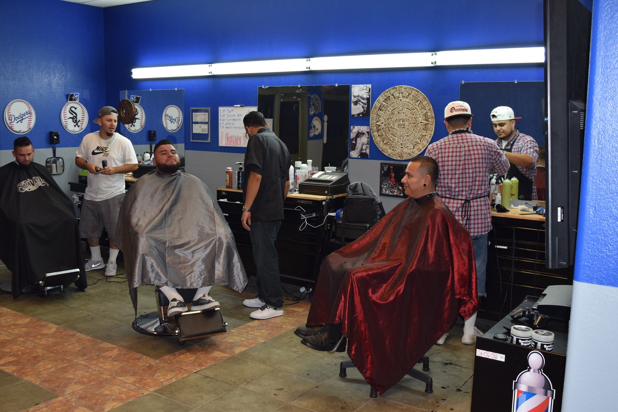 FADE KINGS Barbershop - Home