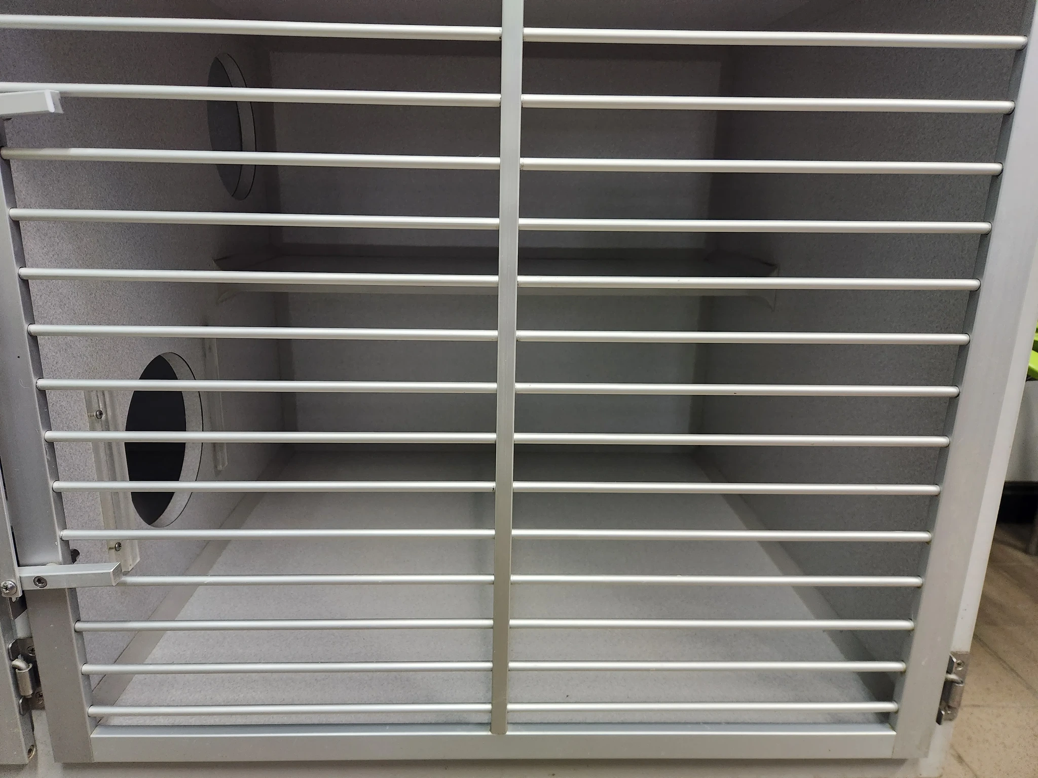 We have limited room for cats right now. Cats and Kittens are only