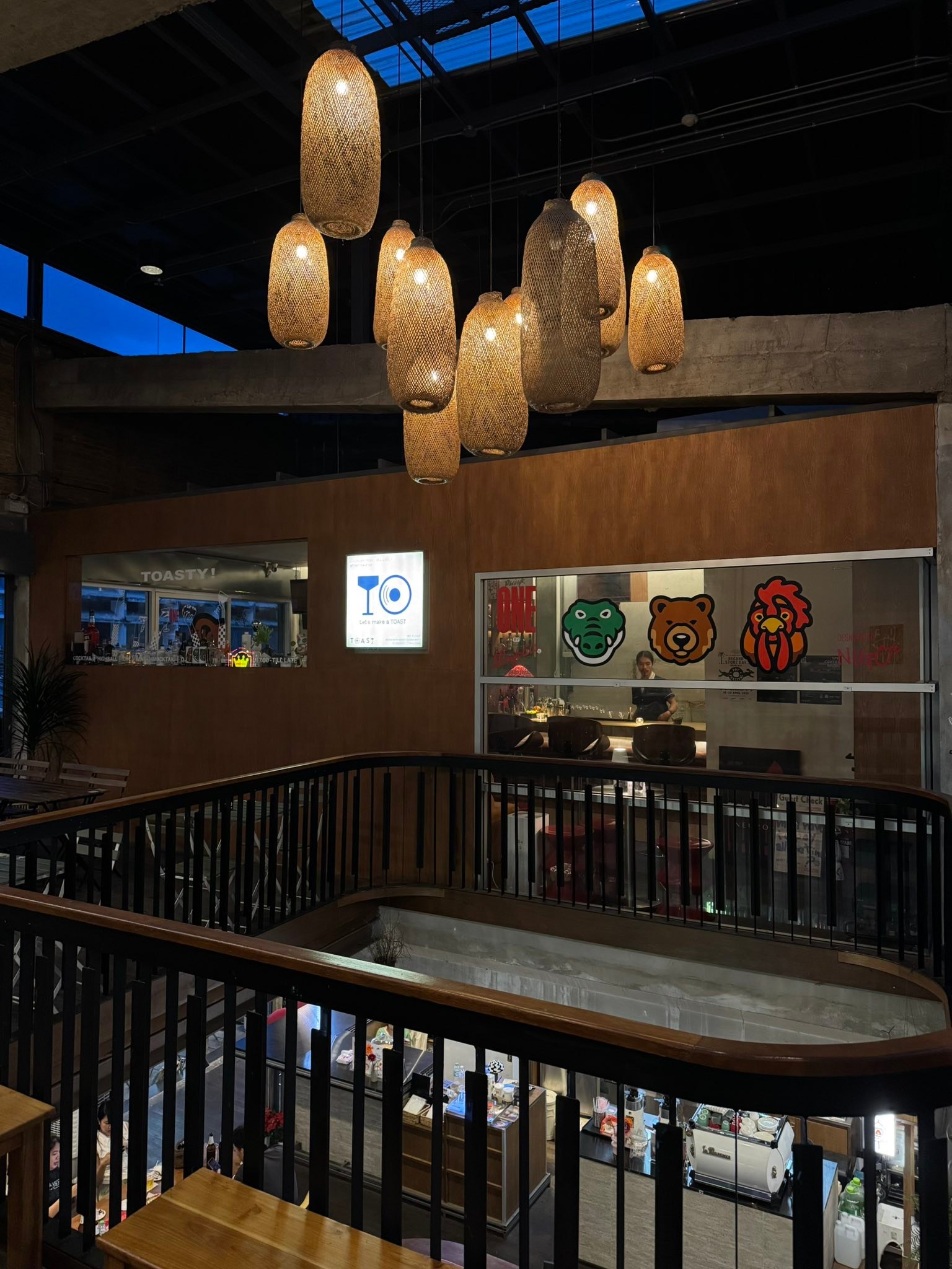 Places - TOAST 📍 https://maps.app.goo.gl/FqoNYTHJxCL31zhk6?g_st=ipc ...