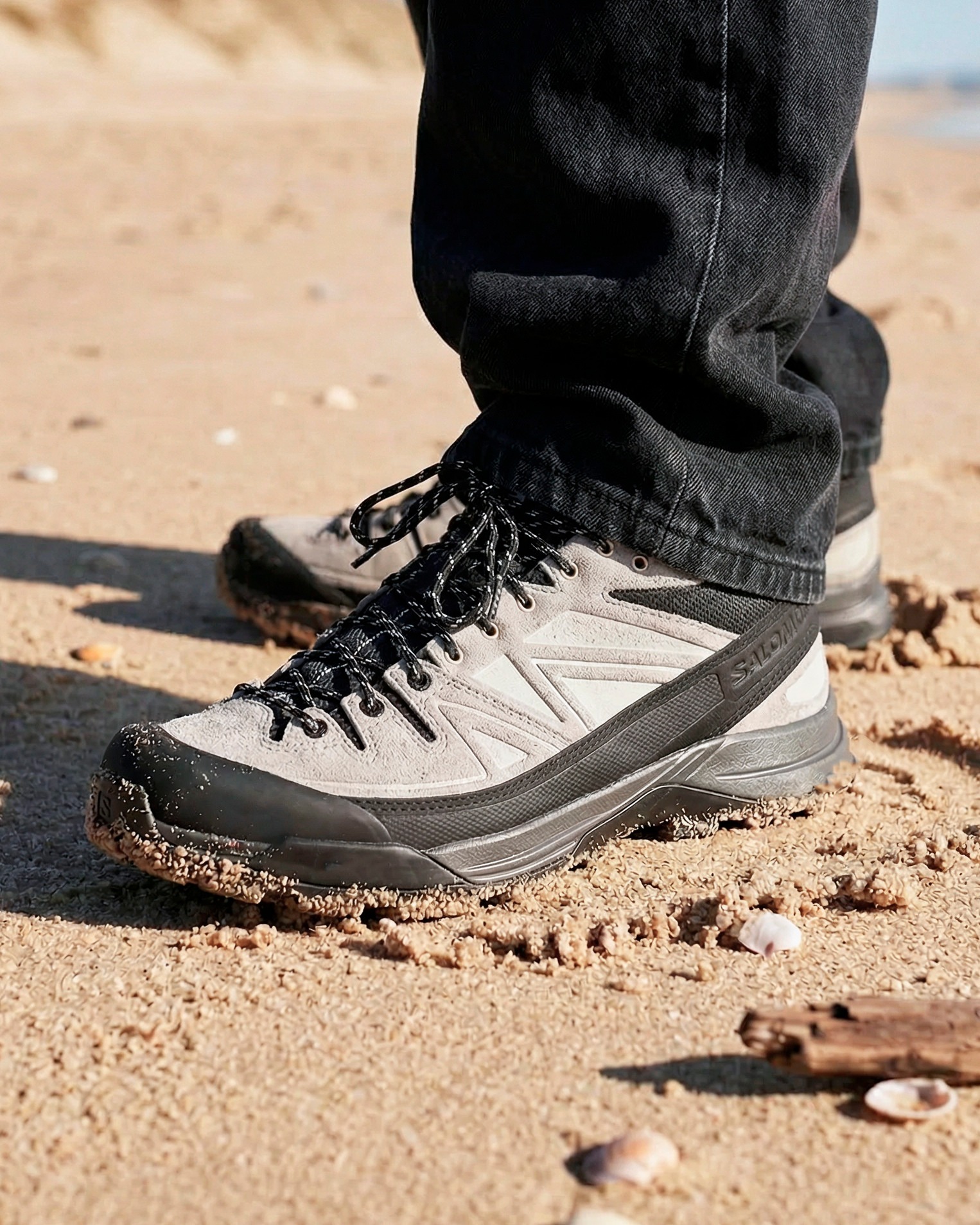 Salomon X-ALP LTR. Available in-store & online at: https 