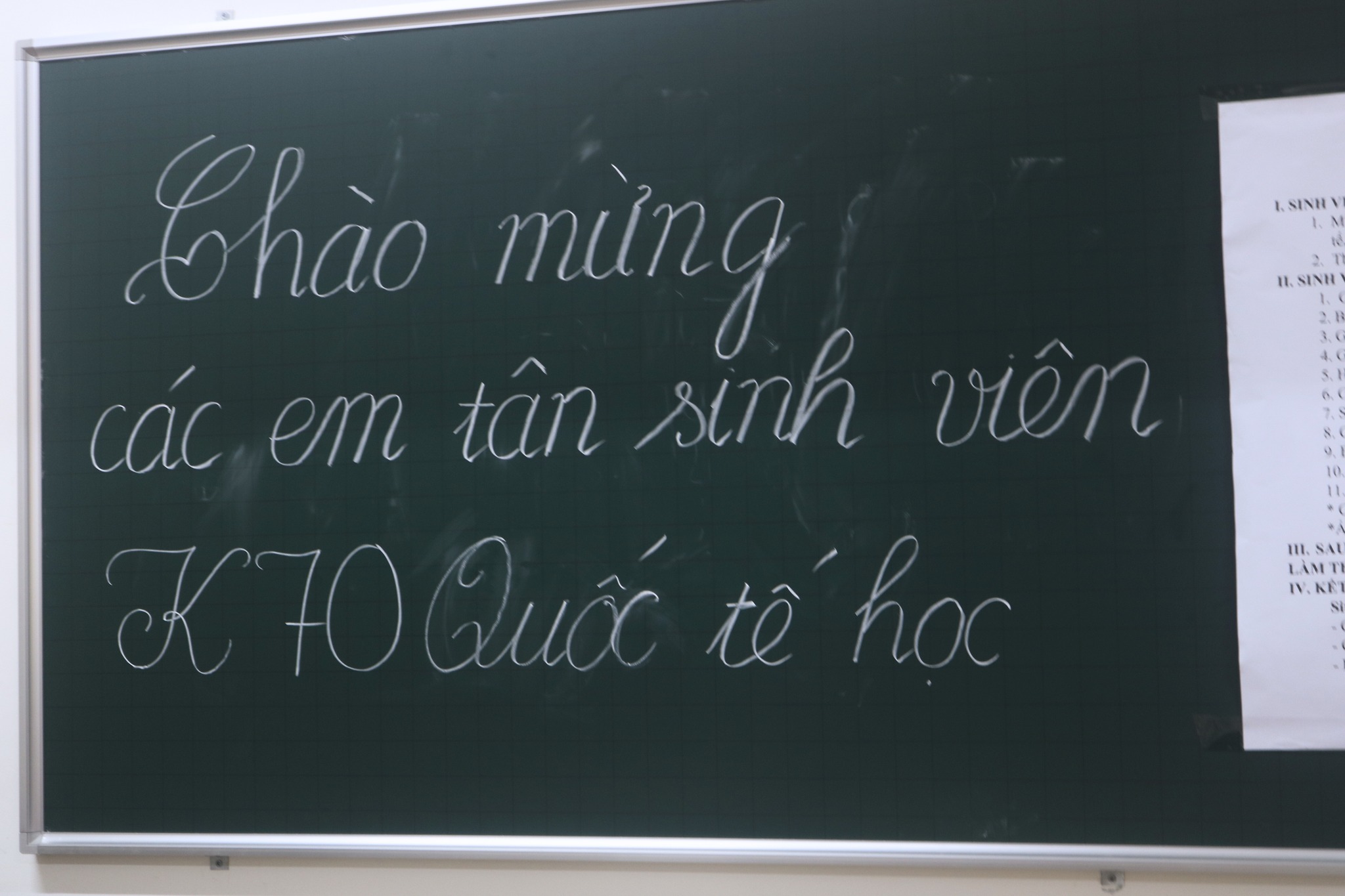 Khoa Quốc tế học - SBD 04: HSSH- GOSPEND Đội thi duy nhất có sự góp mặt ...