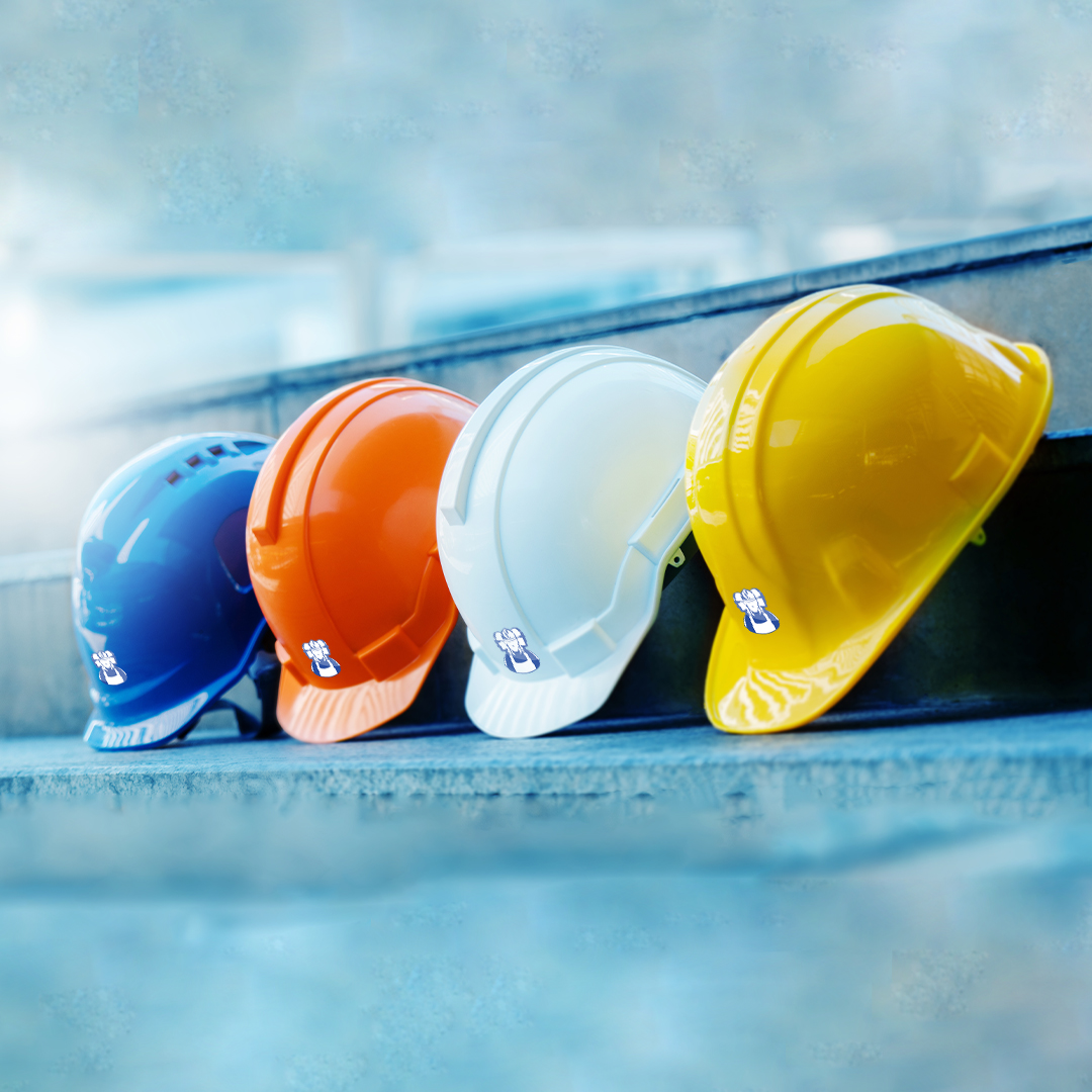 MSS MAAC Roof Repairing, Cleaning and Pressure Washing - Our workers ...