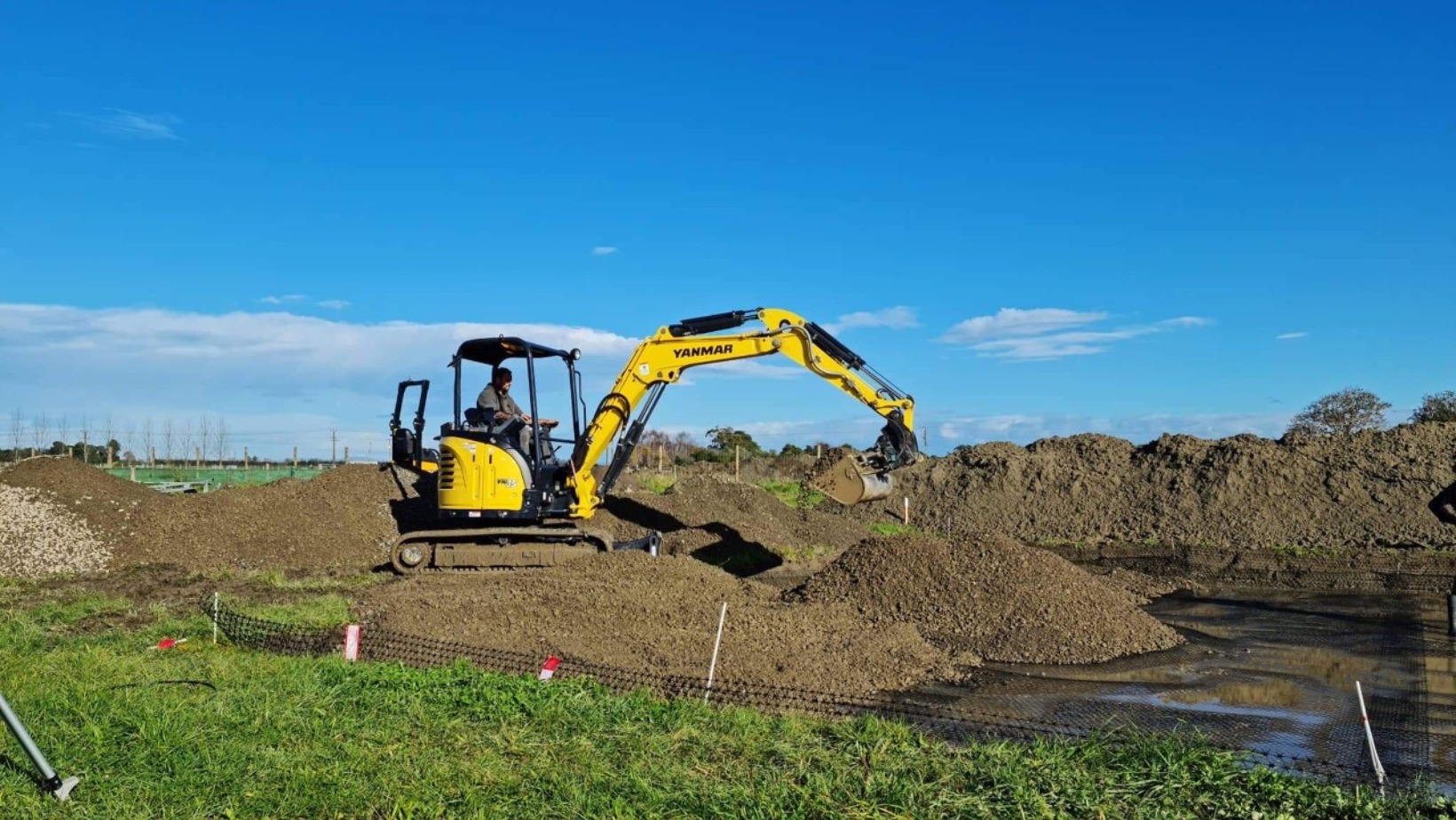 Base Contracting HB | Napier