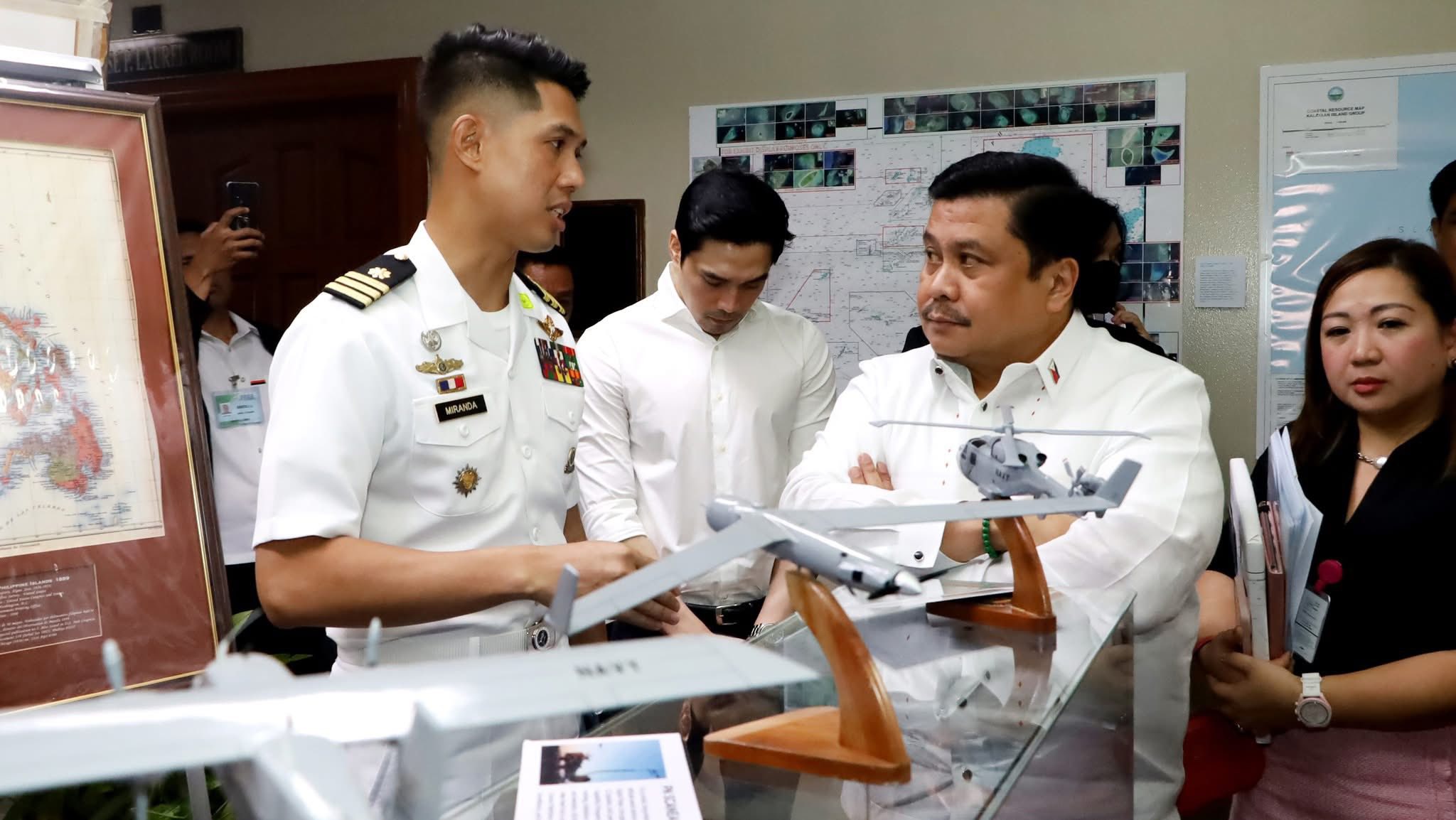 Jinggoy - Tampok sa #MANAmo2023 Exhibit ang miniature models ng Jose ...