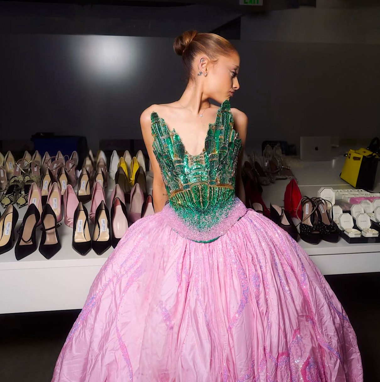 ariana grande green christmas dress with the Emerald City as a chest piece 💚 emerald green ariana grande green dress