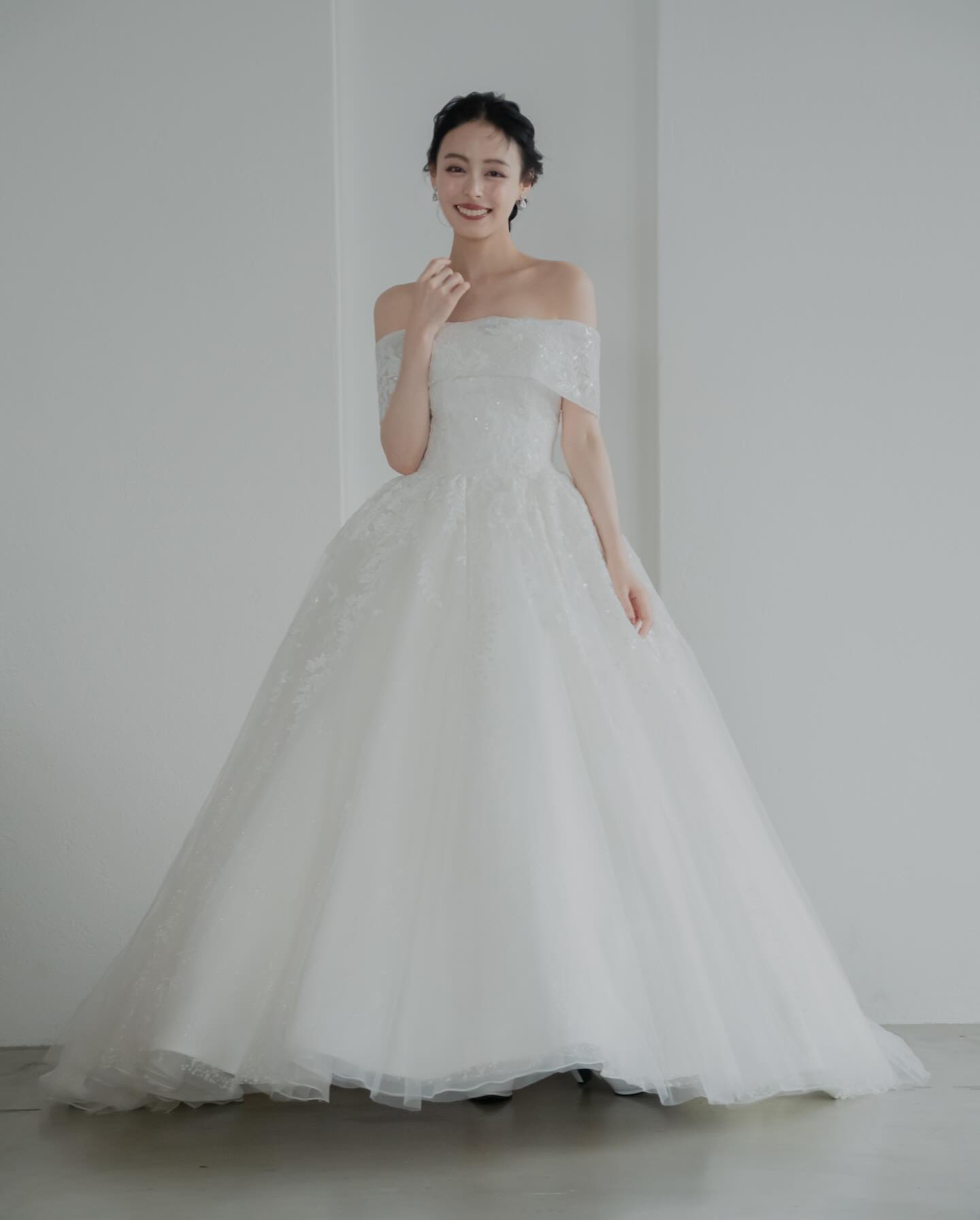 イサムモリタ ウェディングドレス オフショルダー ISAMU MORITA BRIDE 
