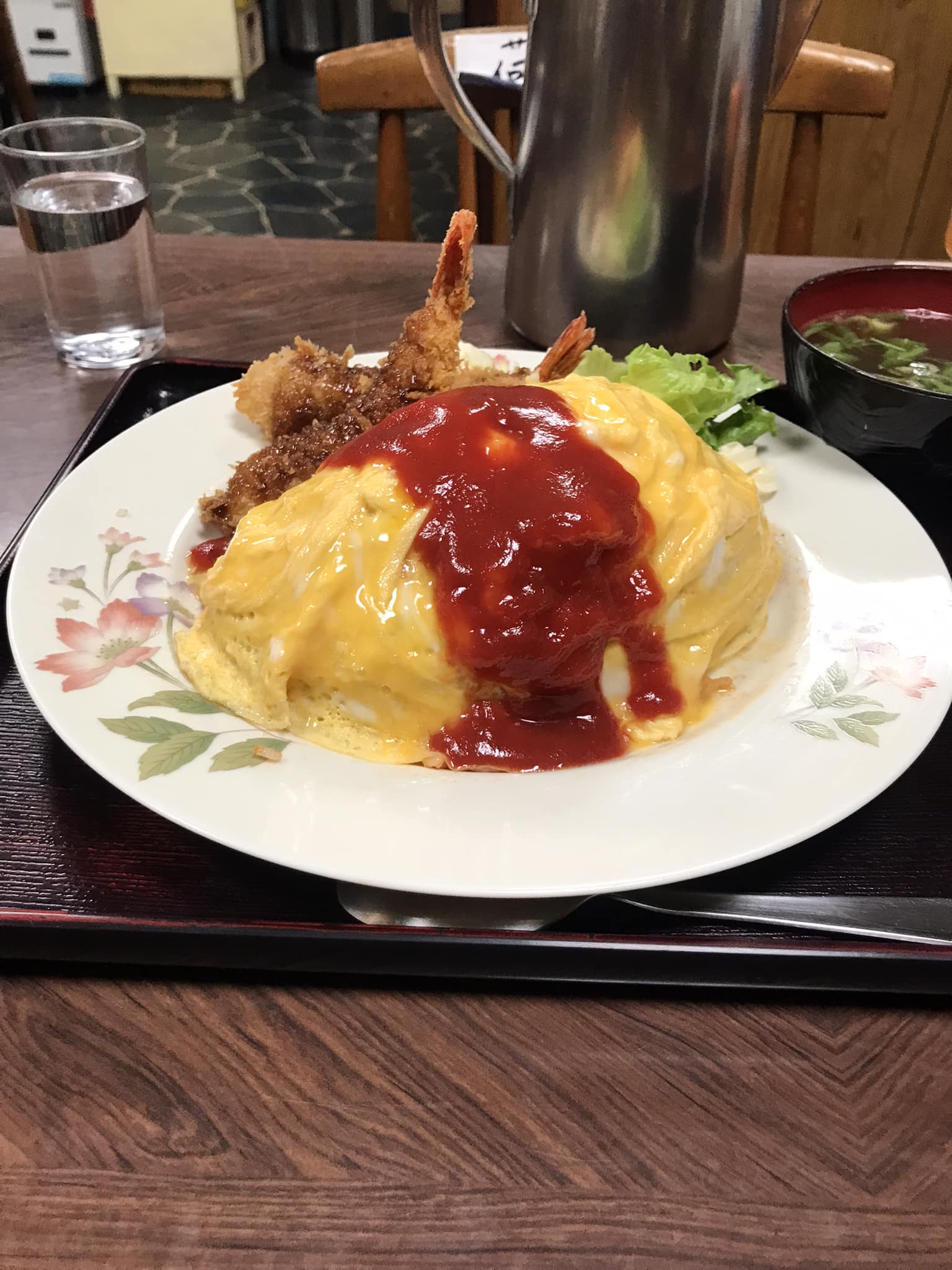 角 新 食堂