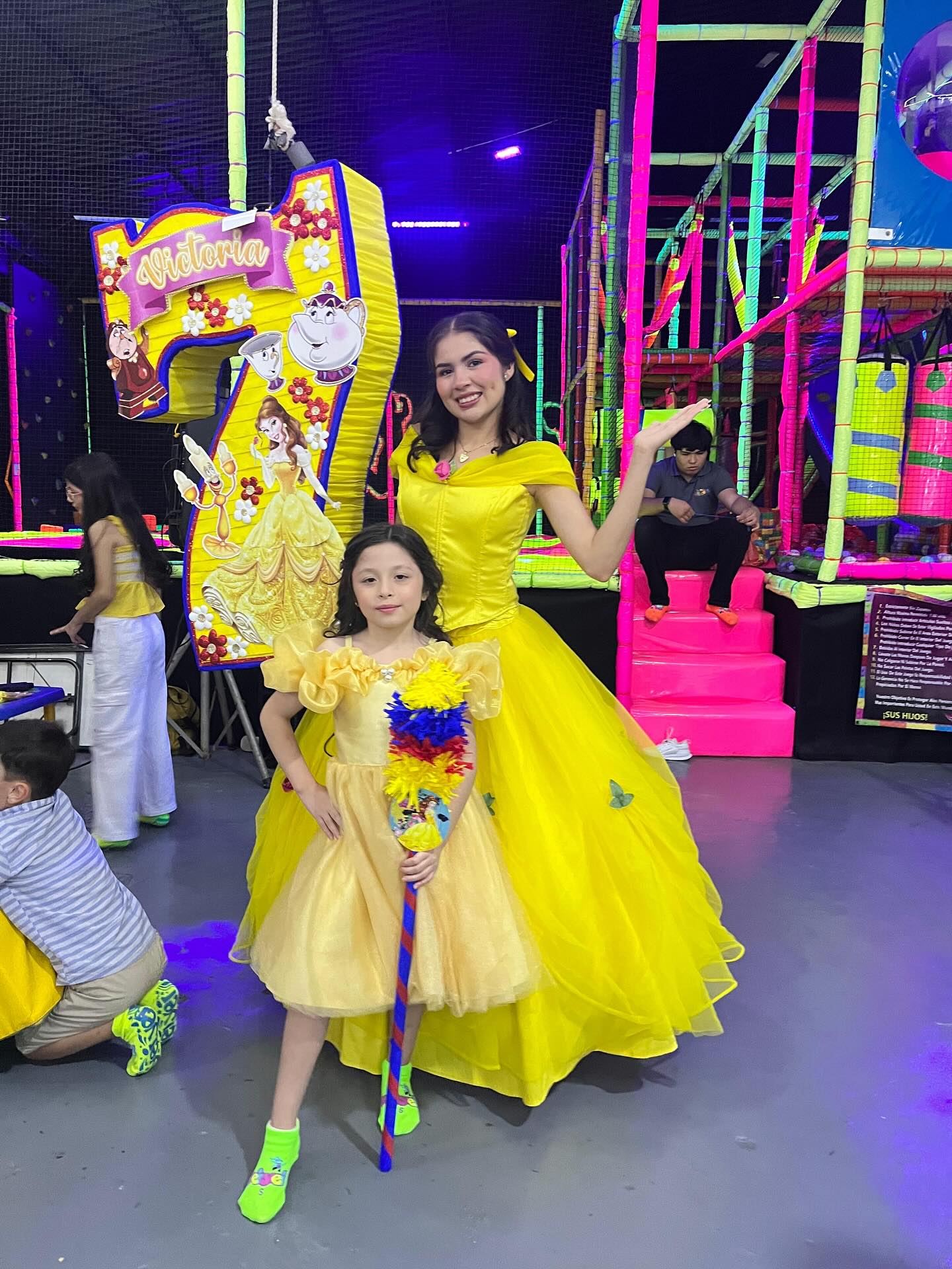 Show Infantil Confetti... - Show Infantil Confetti Fiesta