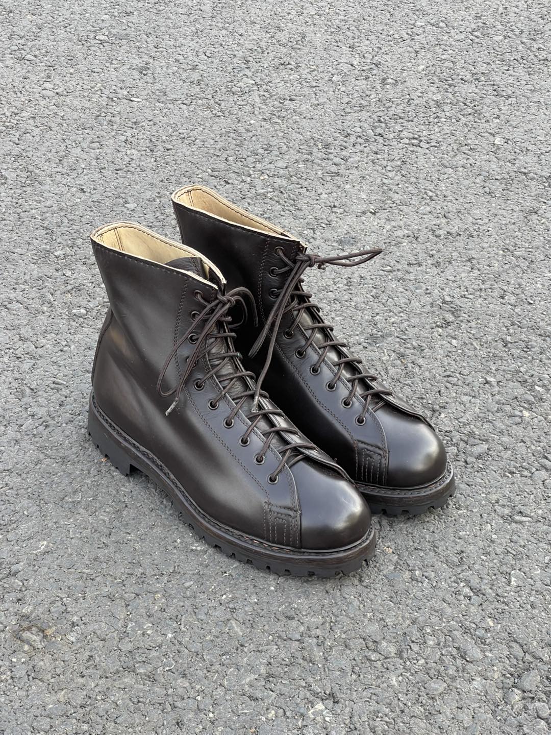 Tiệm Boots 2hand added a new photo. - Tiệm Boots 2hand