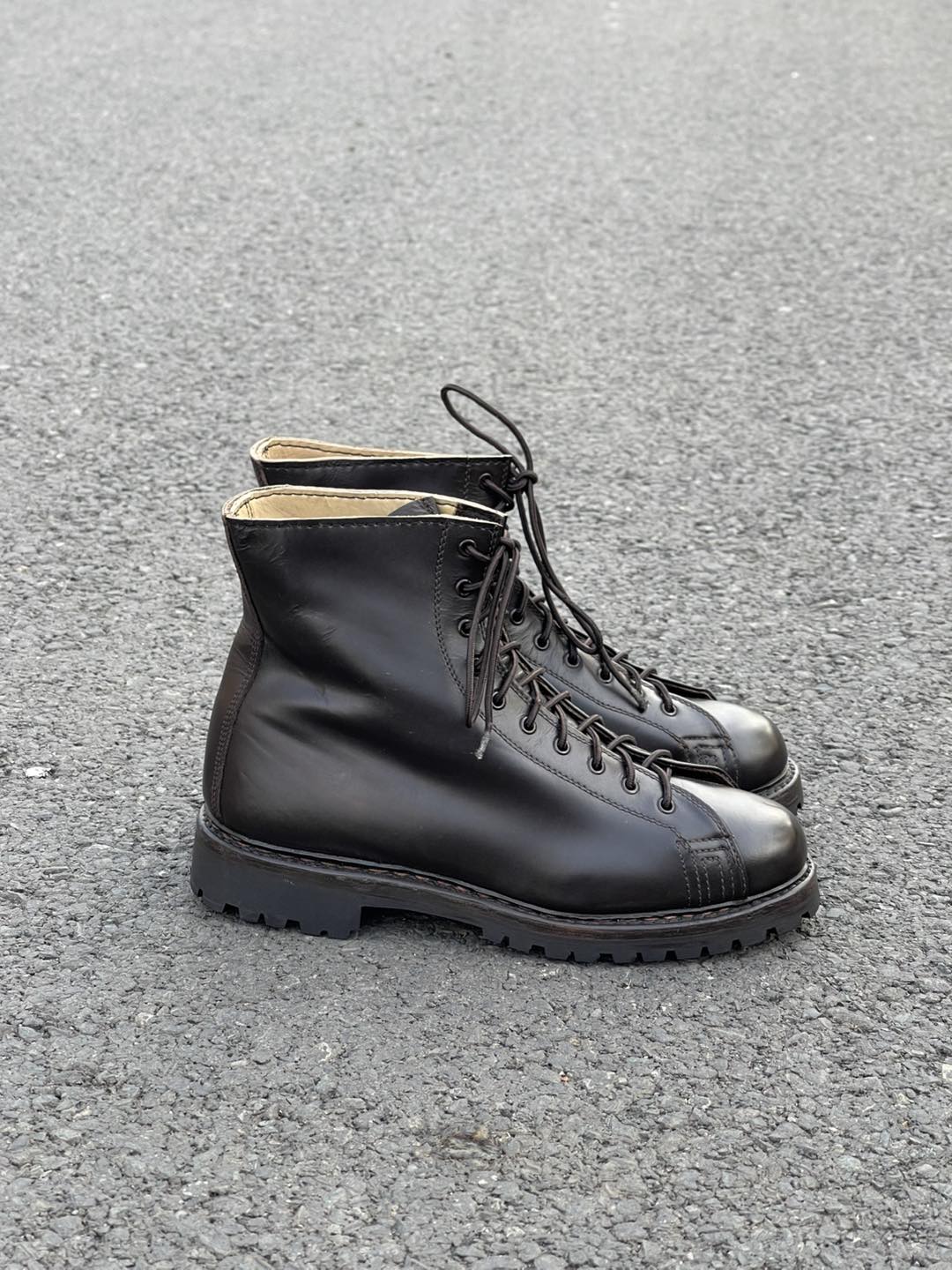 Tiệm Boots 2hand added a new photo. - Tiệm Boots 2hand