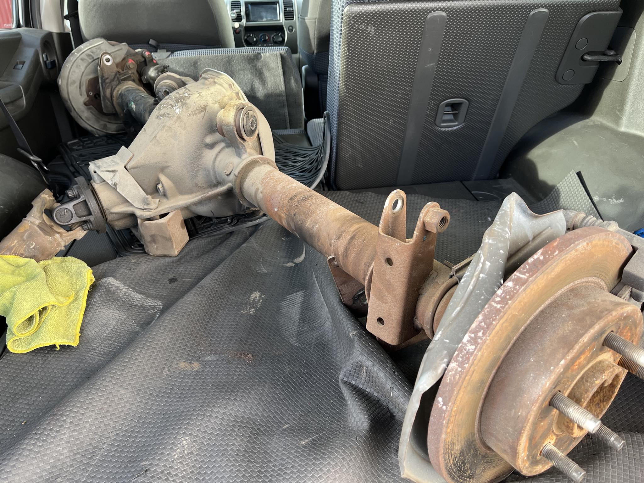 Identify ford explorer 8.8 axle spline