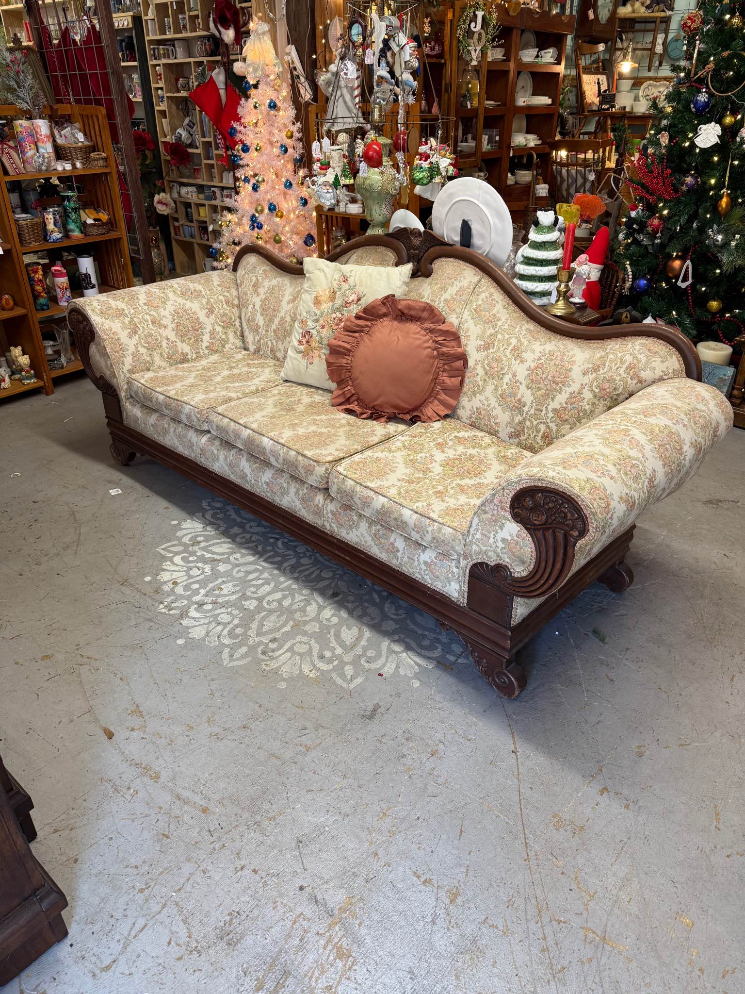 Vintage couches/set of french chairs - Sofas, Loveseats & Sectionals