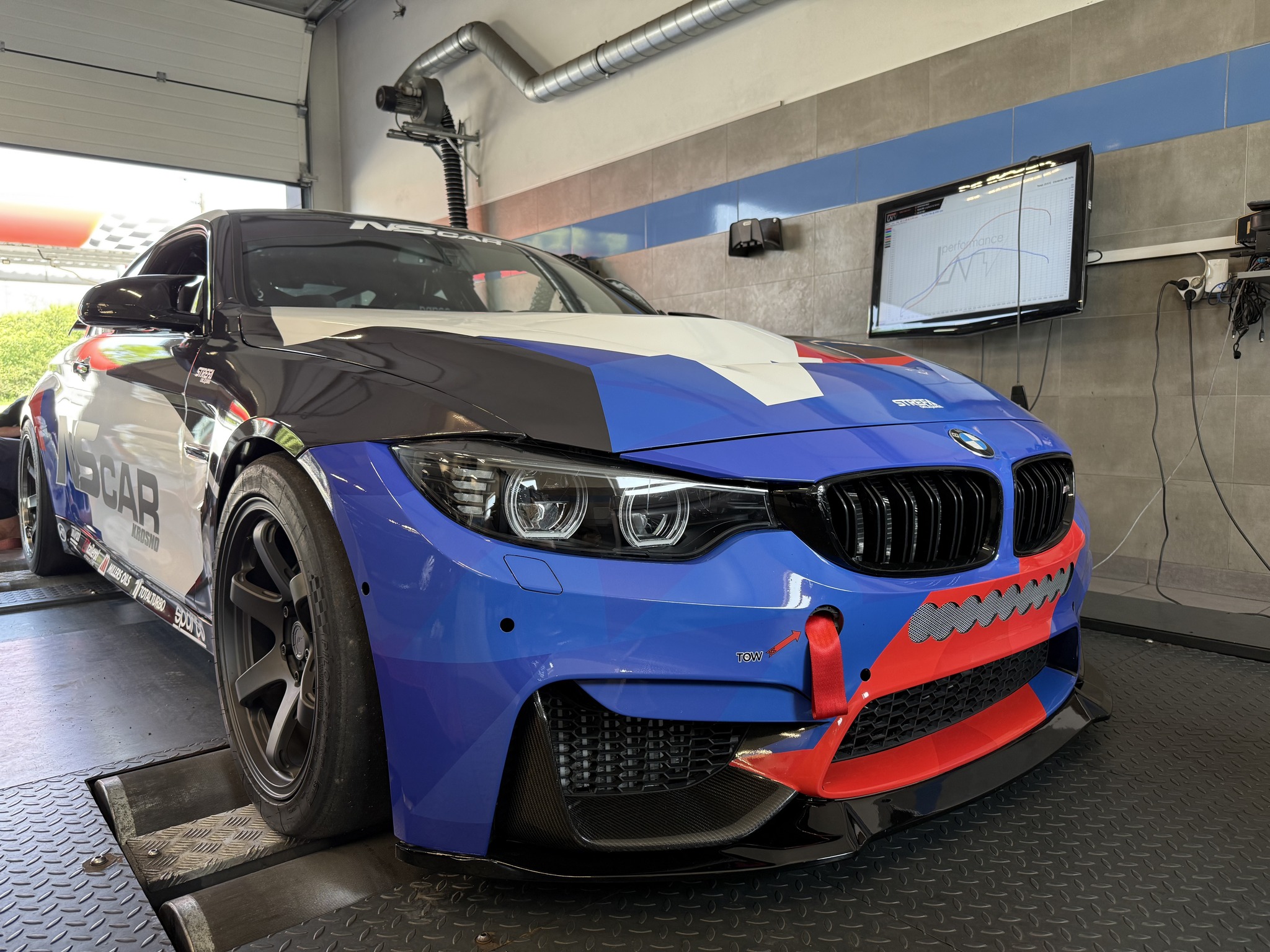 Performance Lab Chiptuning, Hamownia, Codemybimmer Kodowanie BMW ...