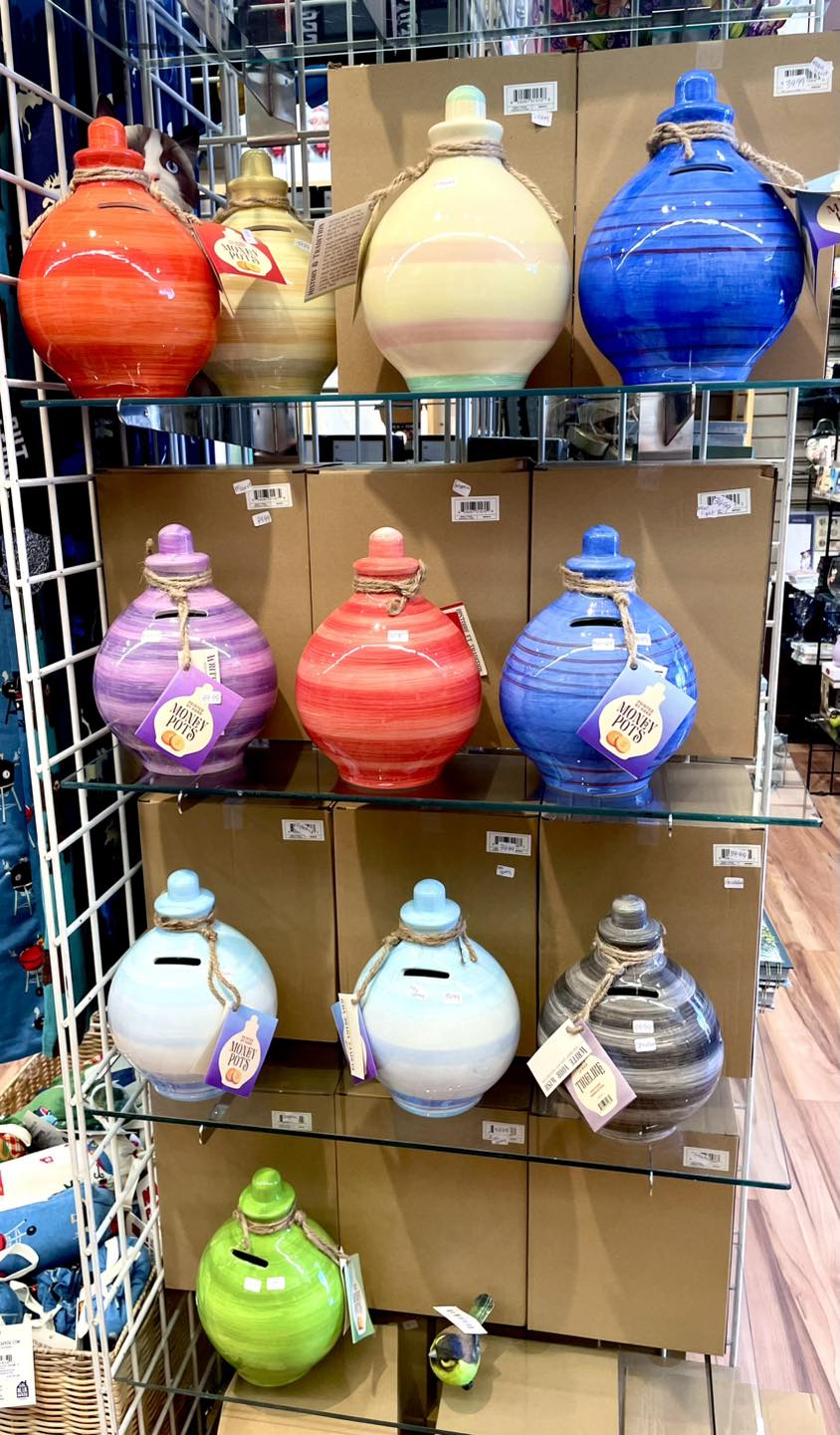 Terramundi money pots are a great gift idea for the person who has