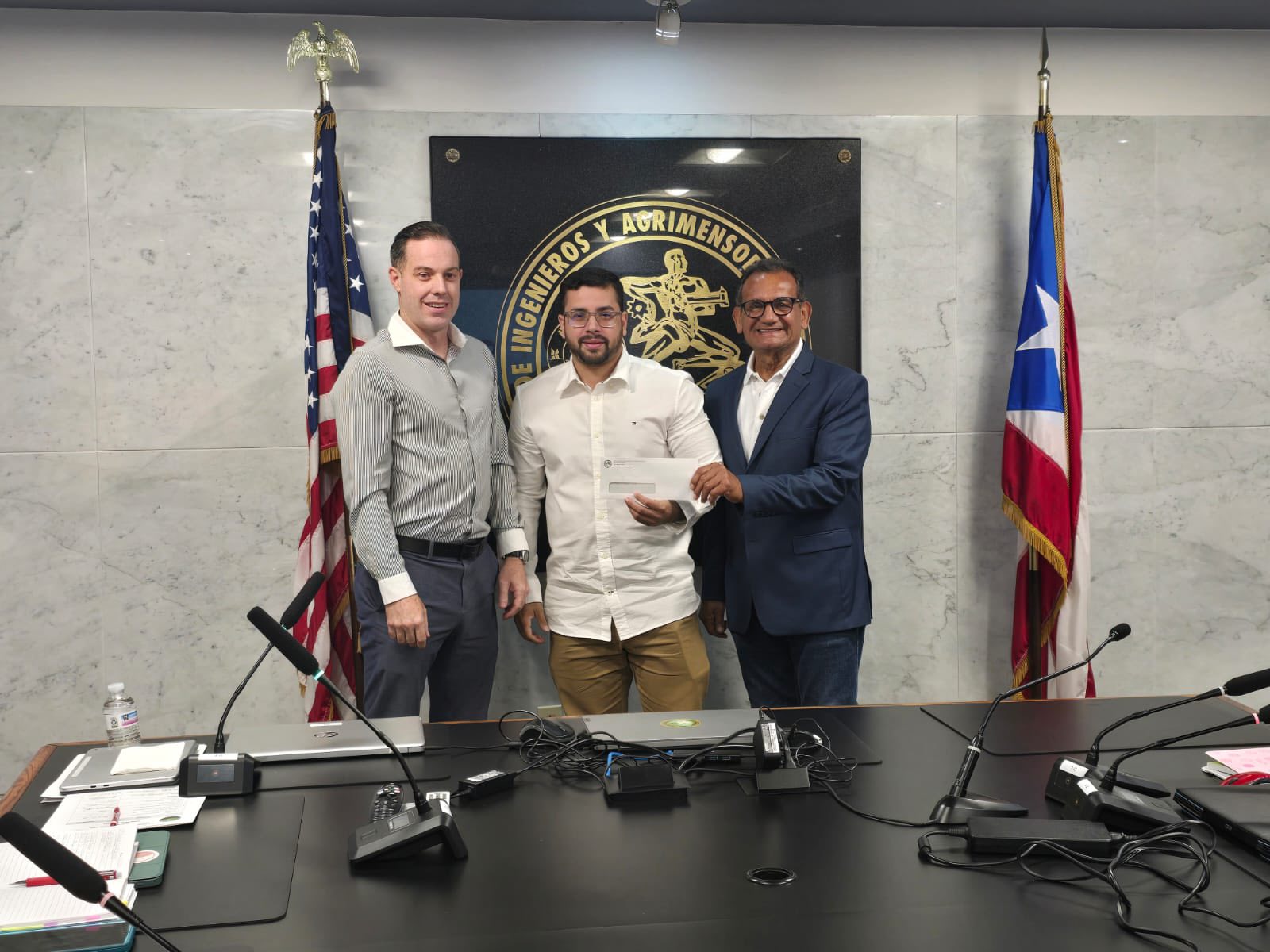 Coleg... - Colegio de Ingenieros y Agrimensores de Puerto Rico