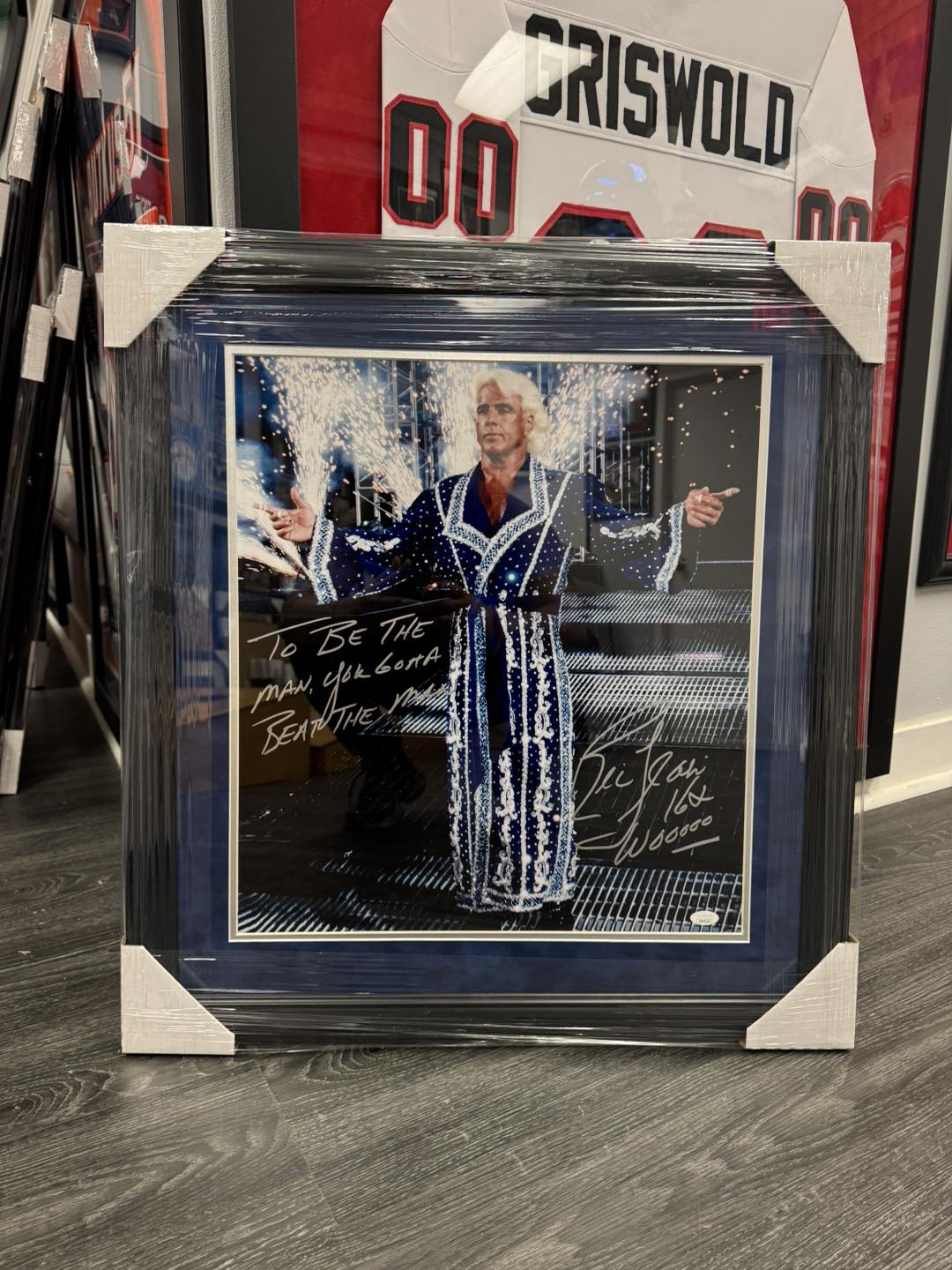 Elite Icons Framing &... - Elite Icons Framing & Memorabilia