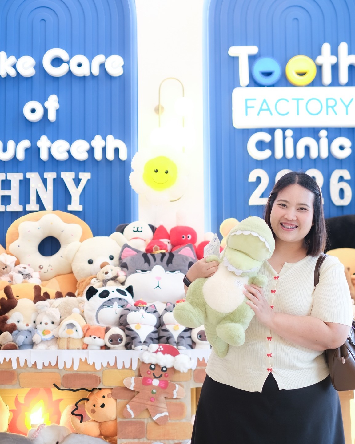 Tooth Factory Clinic : จัดฟัน รากฟันเทียม ฟอกสีฟัน นครปฐม | Nakhon Pathom