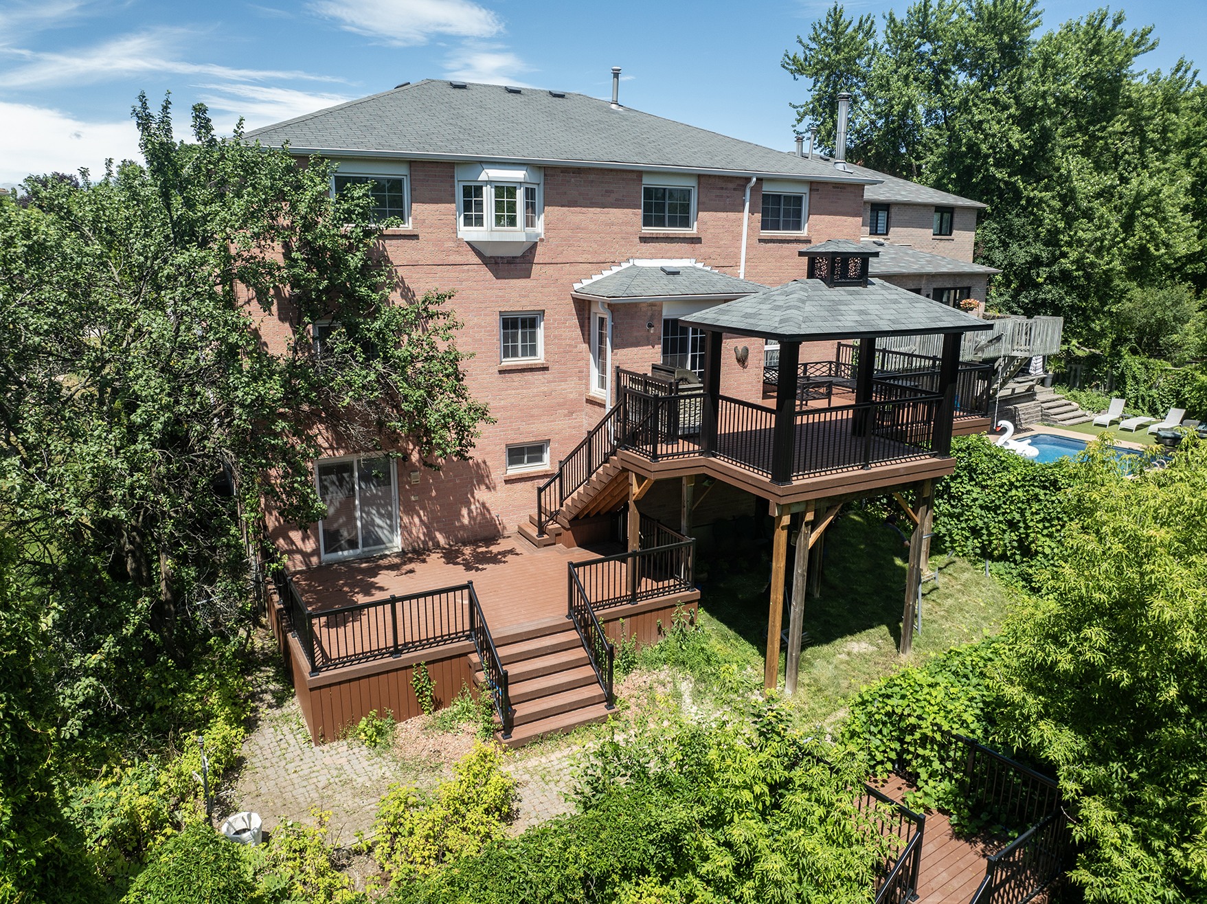 Hickory Dickory Decks | Dundas ON