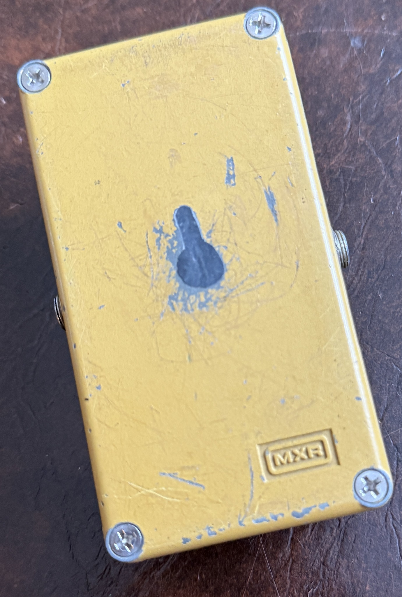 MXR Distortion '75 vintage script logo review