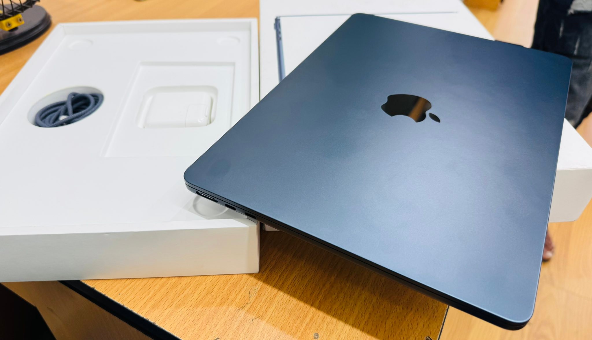 surface pro7+/ i3/8/128 ケースあり 📣 Hallo Mac lovers I Mac M3 Wonderful color (Blue). 🔹 Open Box