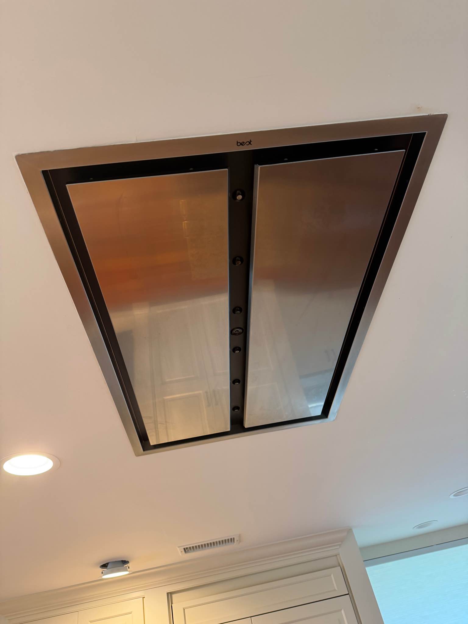 Flush mount range exhaust vent/hood - Ranges & Ovens - Rancho Palos